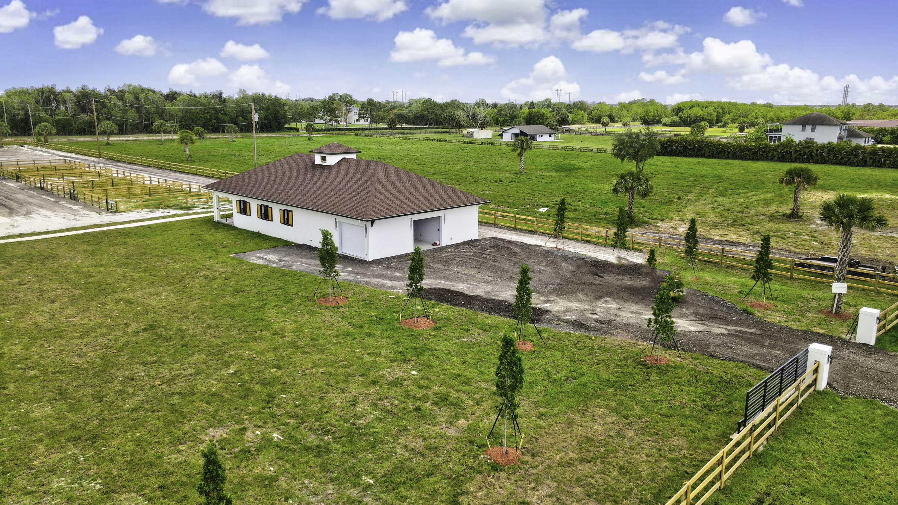 2324 Deer Run Trail Property Photo 31