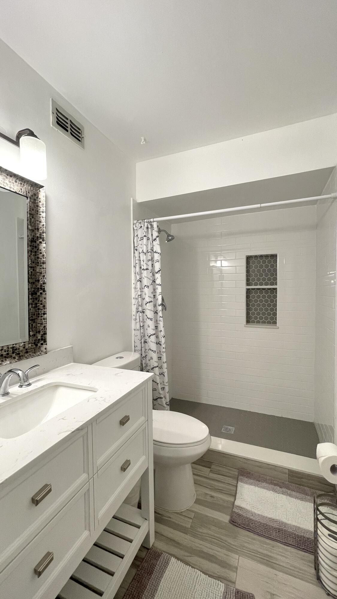 12004 Basin Street E Property Photo 18