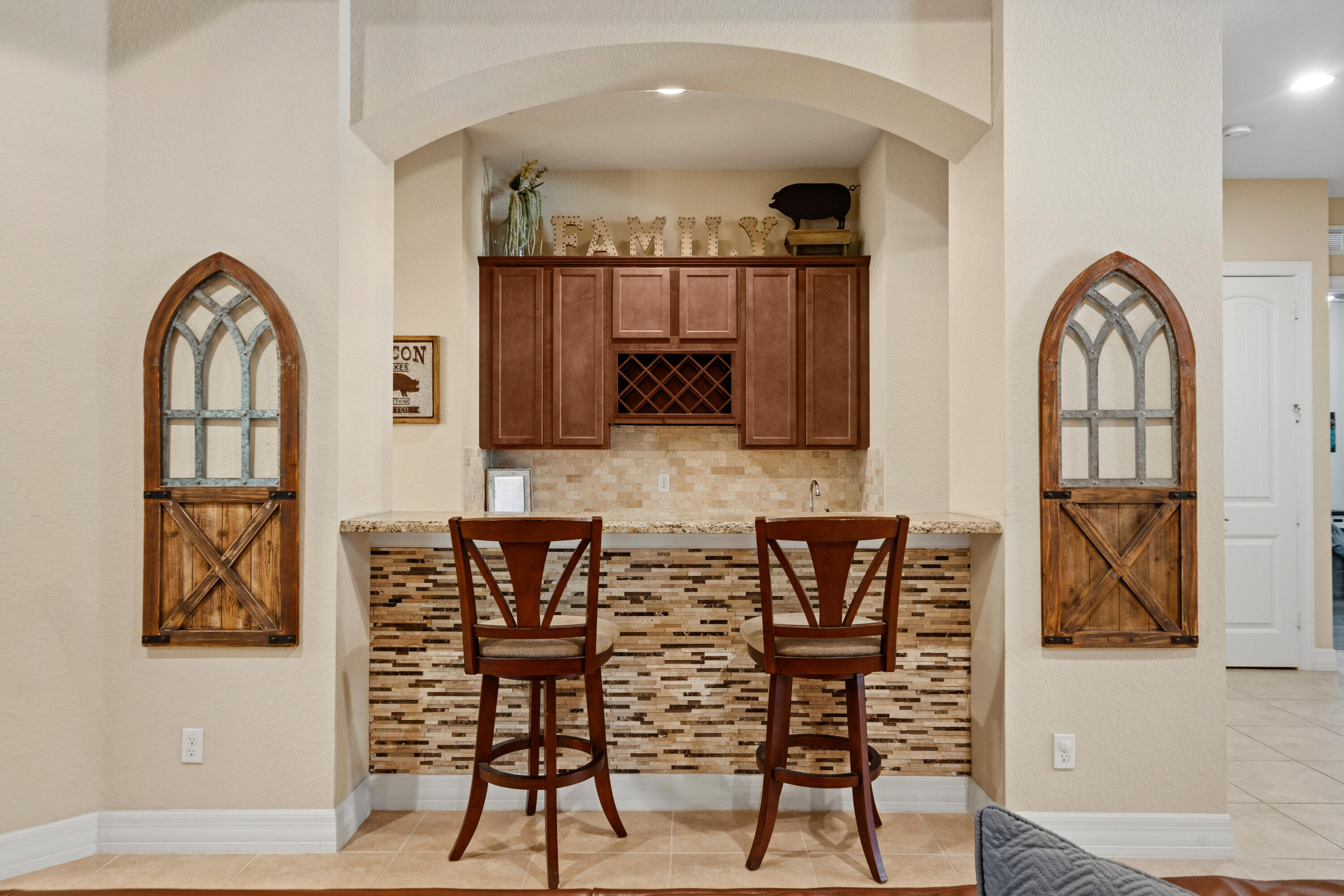 6019 Sw Longspur Lane Property Photo 11