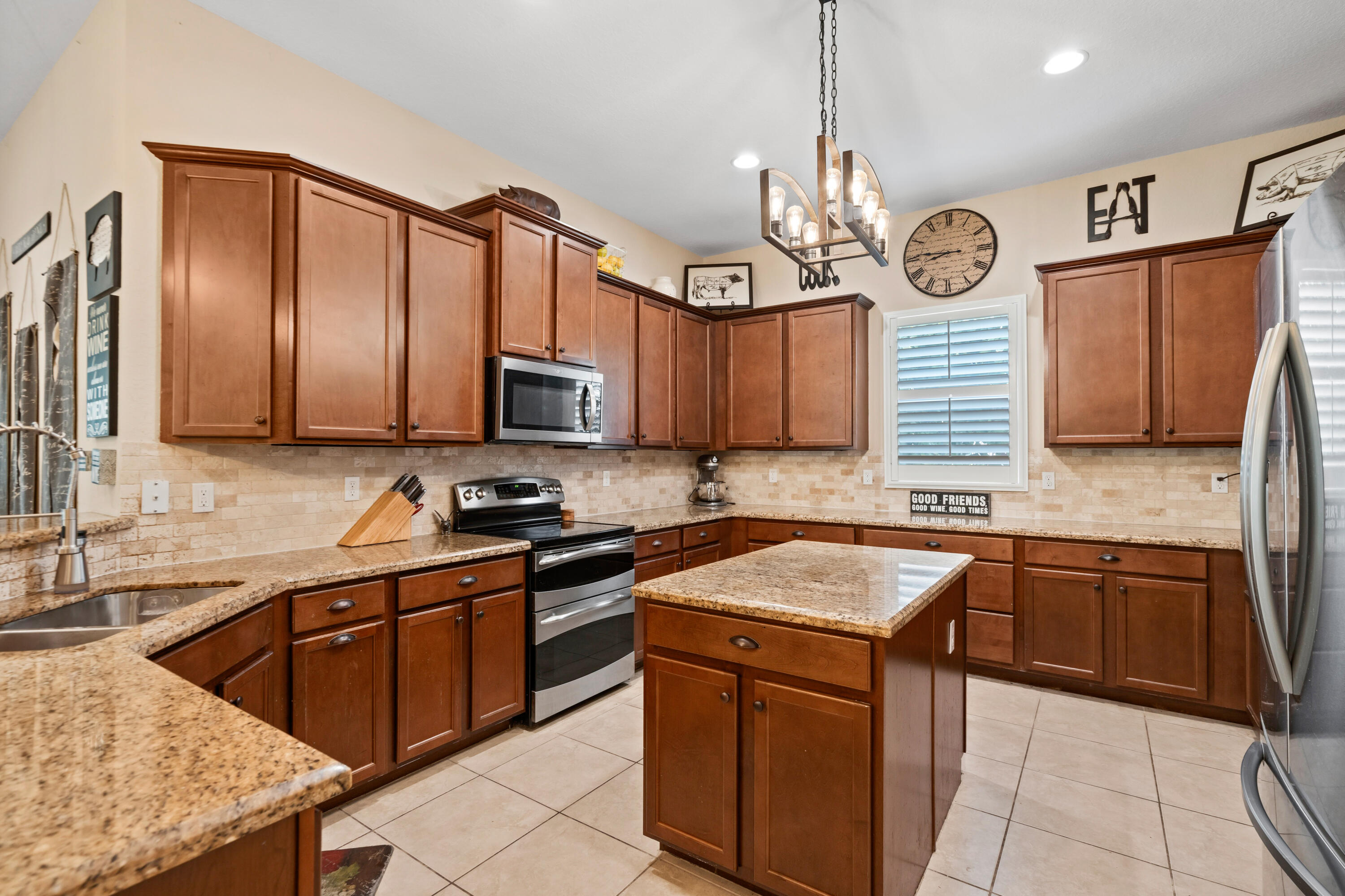 6019 Sw Longspur Lane Property Photo 15