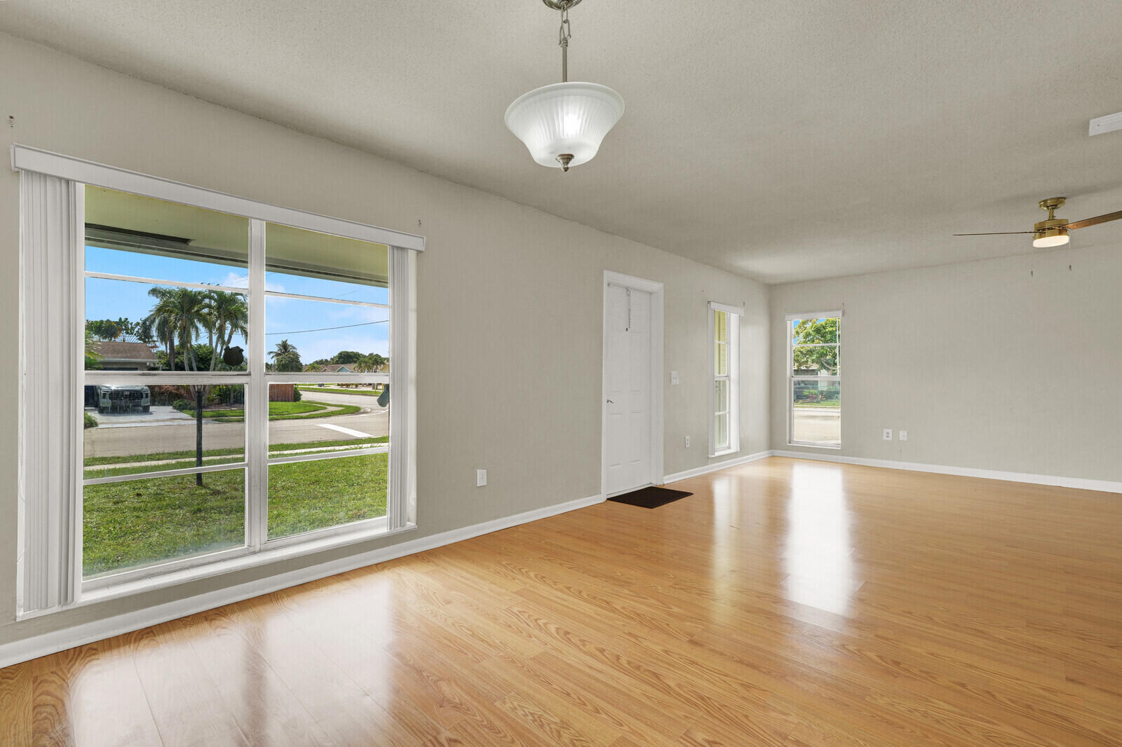 22229 Sw 65th Terrace Property Photo 7