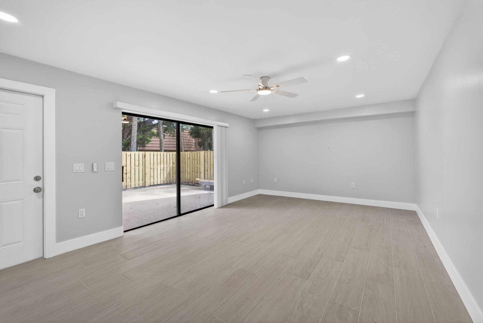 183 Charter Way Property Photo 5