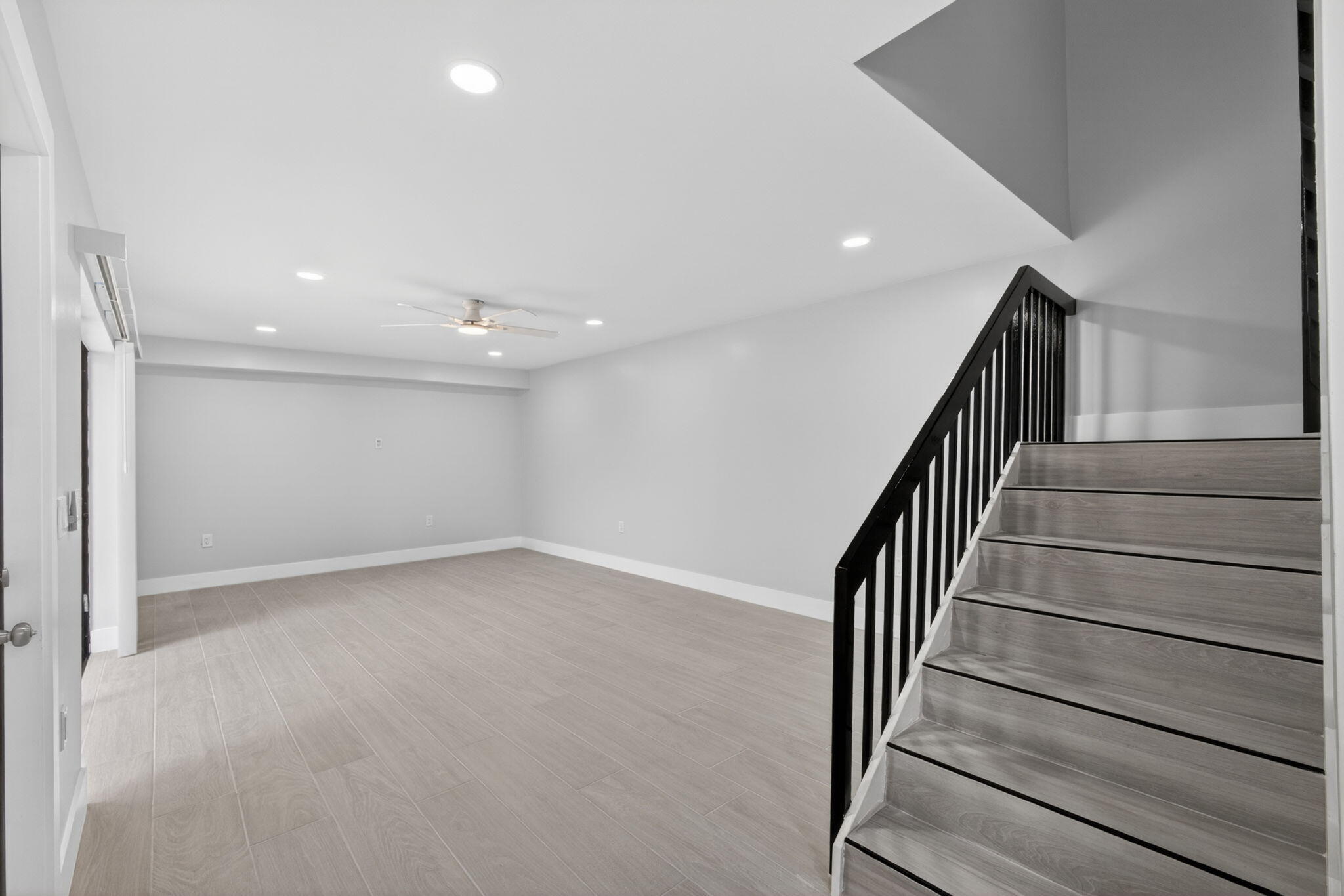 183 Charter Way Property Photo 6