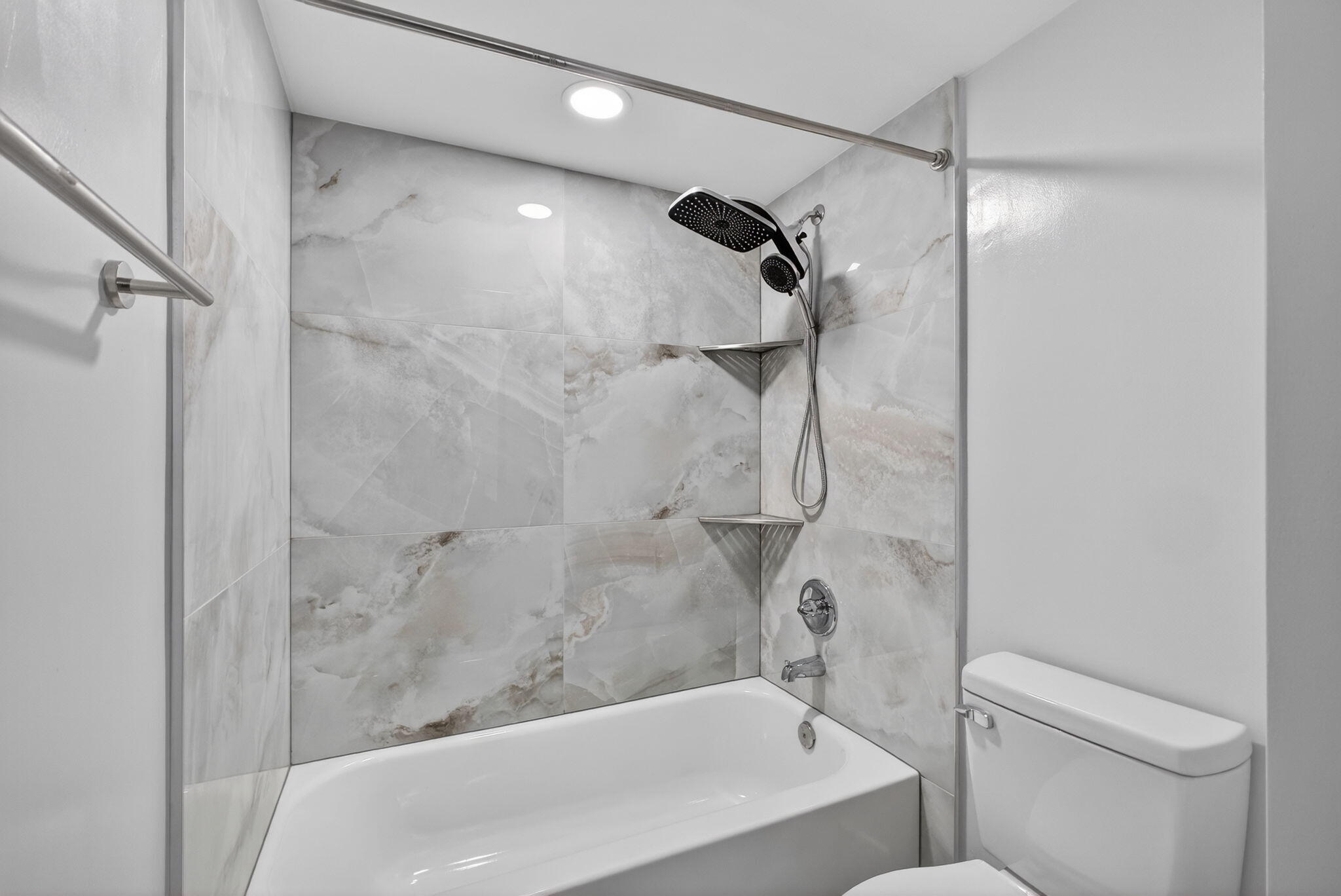 183 Charter Way Property Photo 30