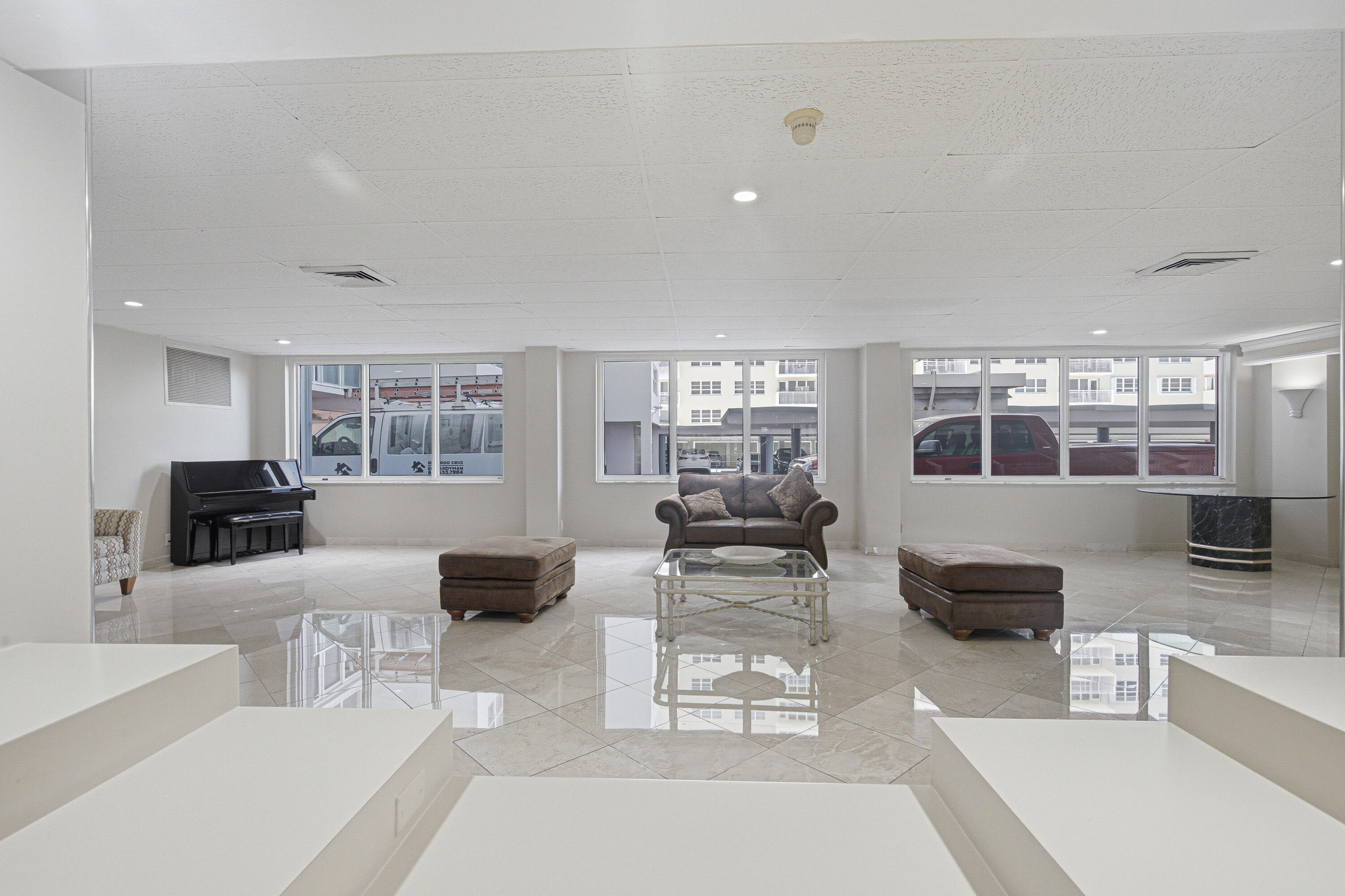 111 N Pompano Beach Boulevard 908 Property Photo 25
