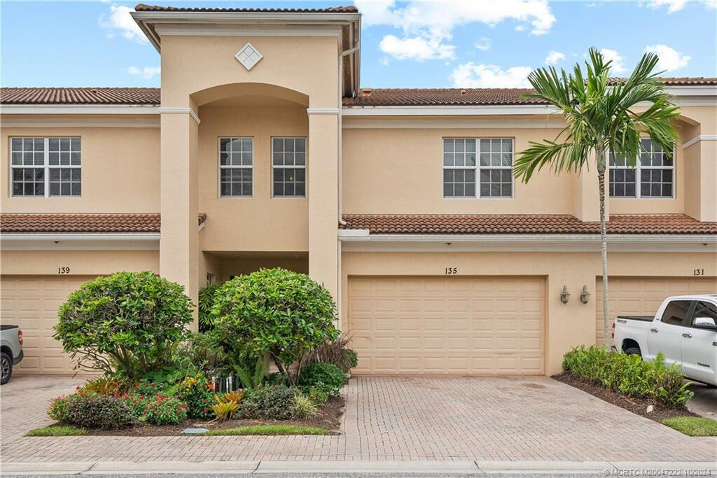 135 SW WALKING Path