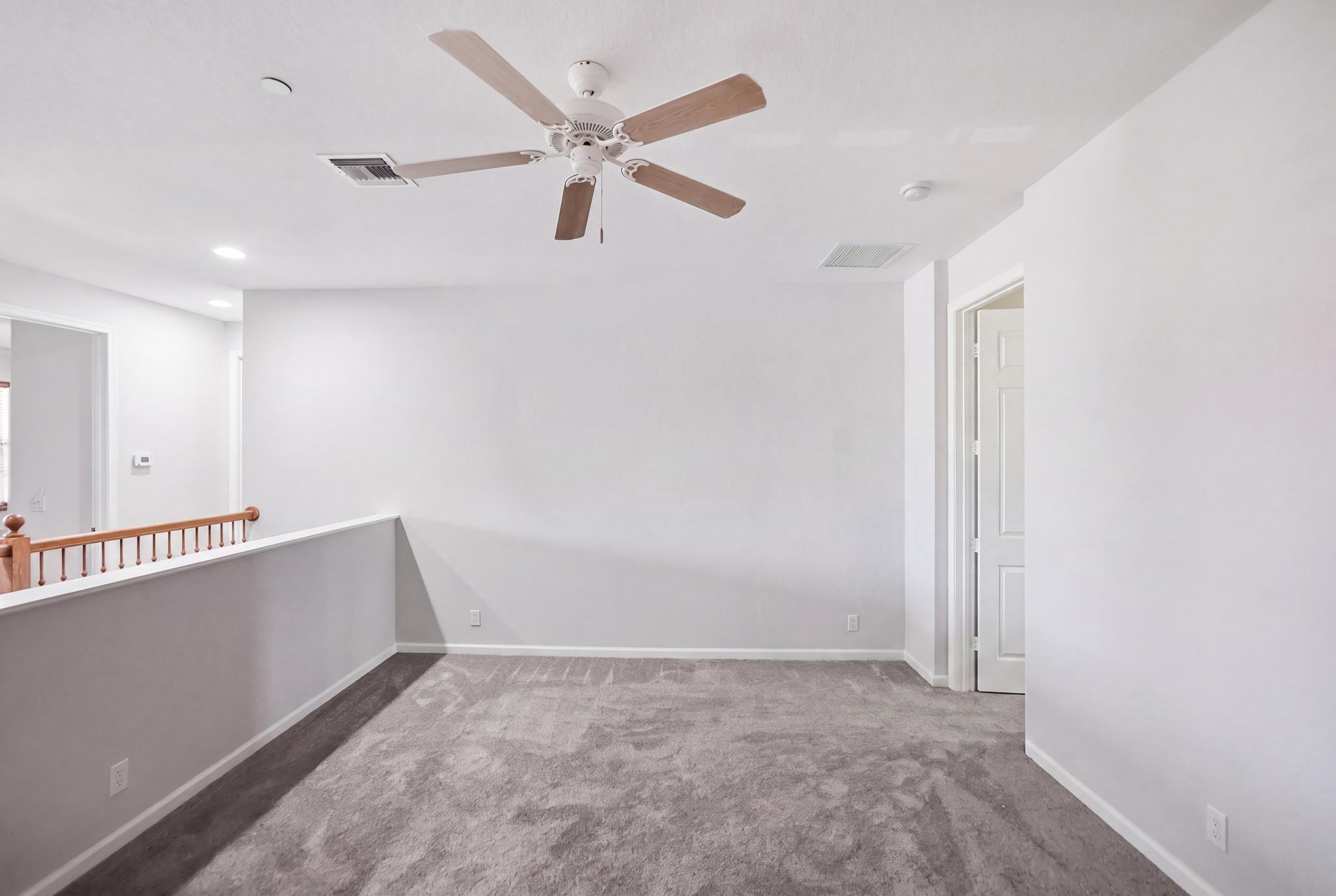 135 Sw Walking Path Property Photo 24