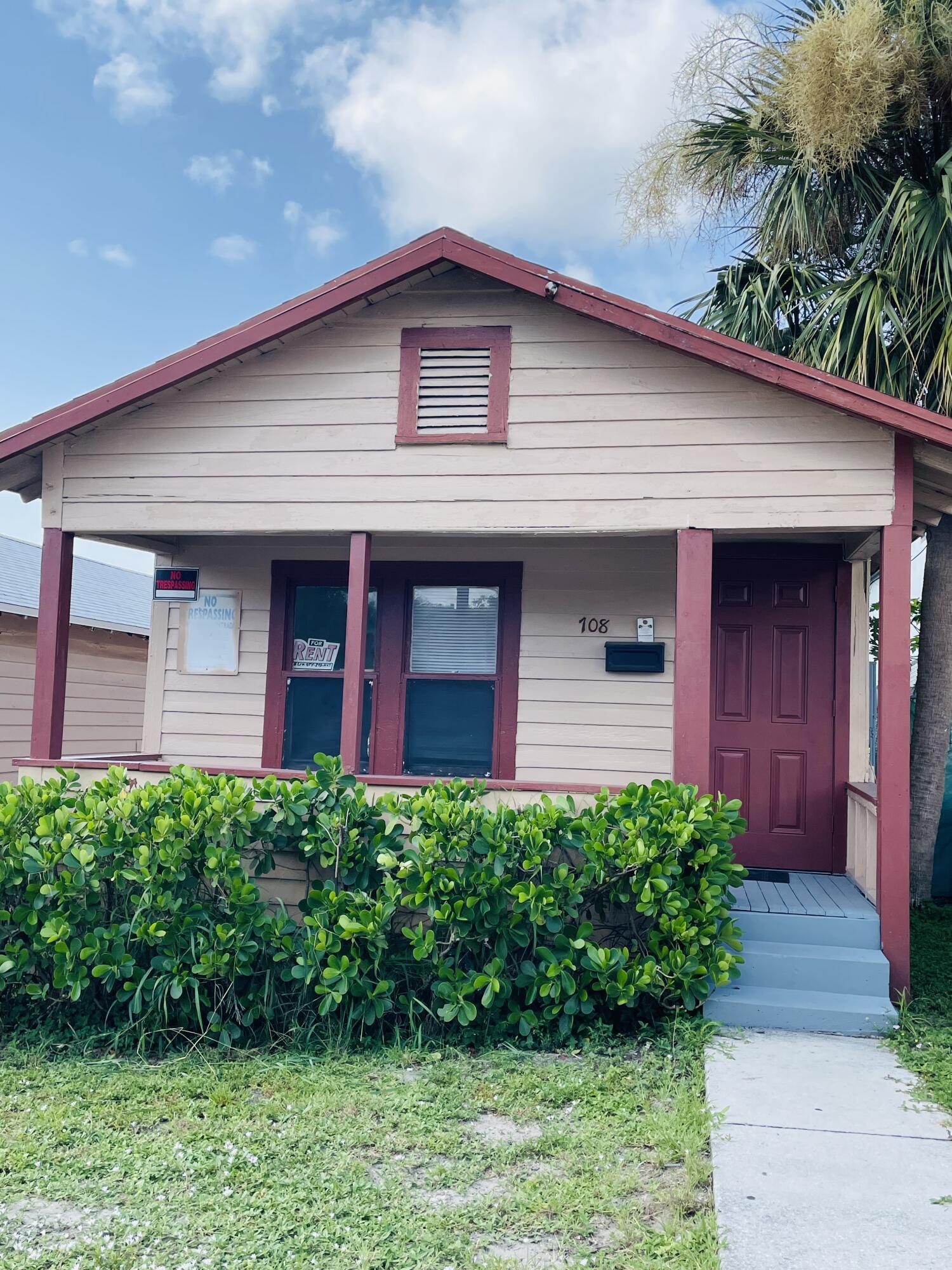 706 7th Street Property Photo 1