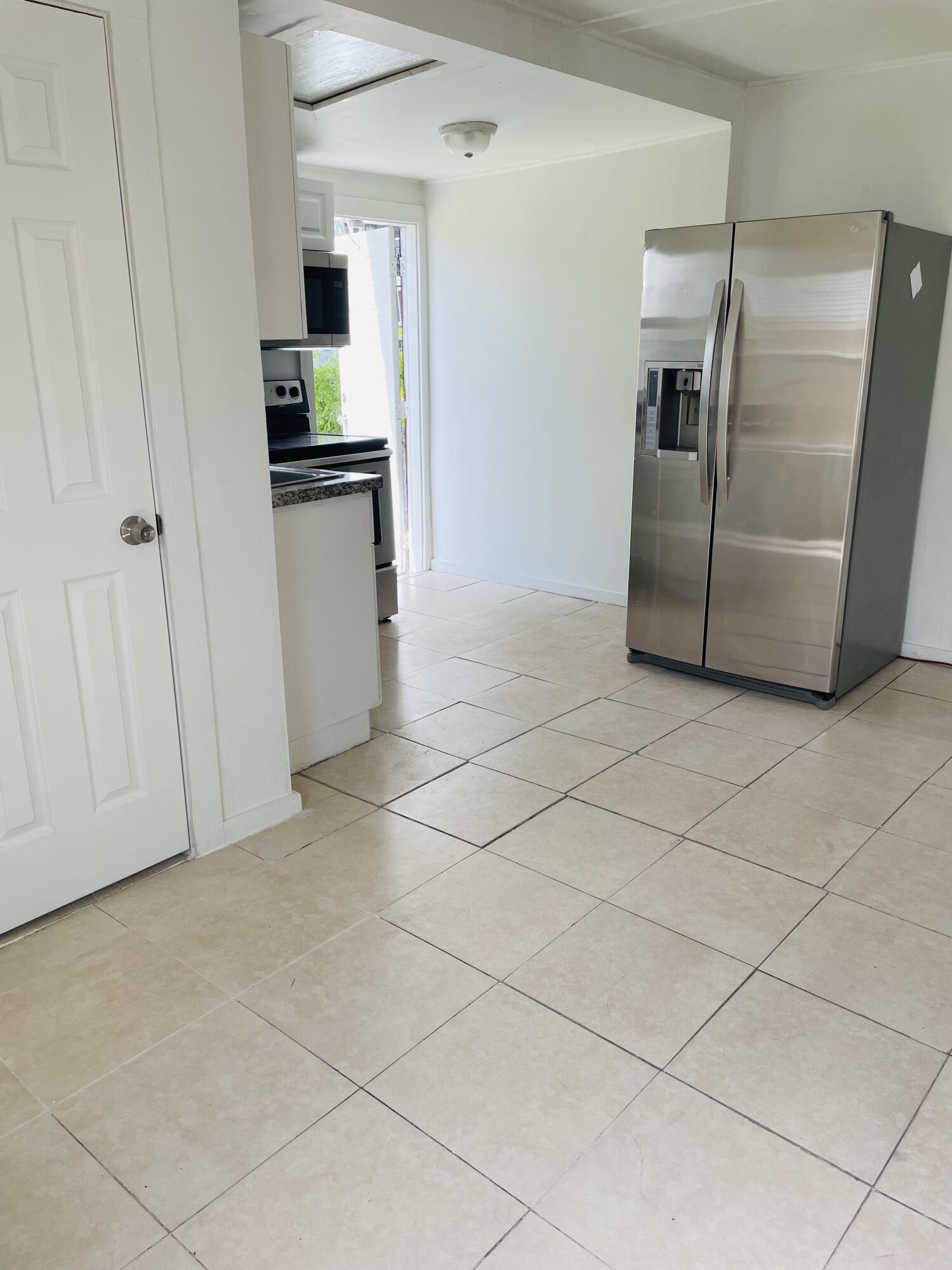 706 7th Street Property Photo 12