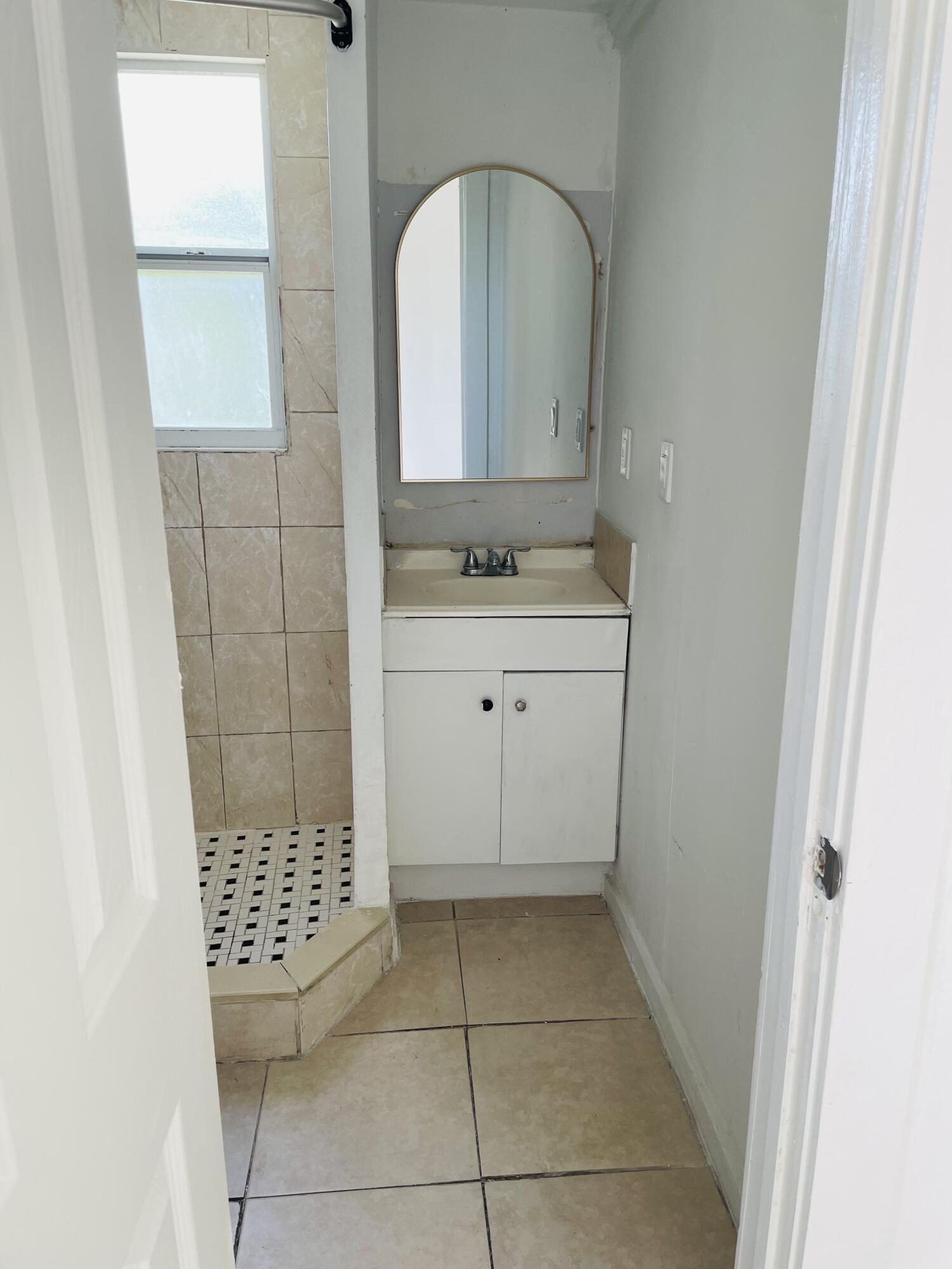 706 7th Street Property Photo 16