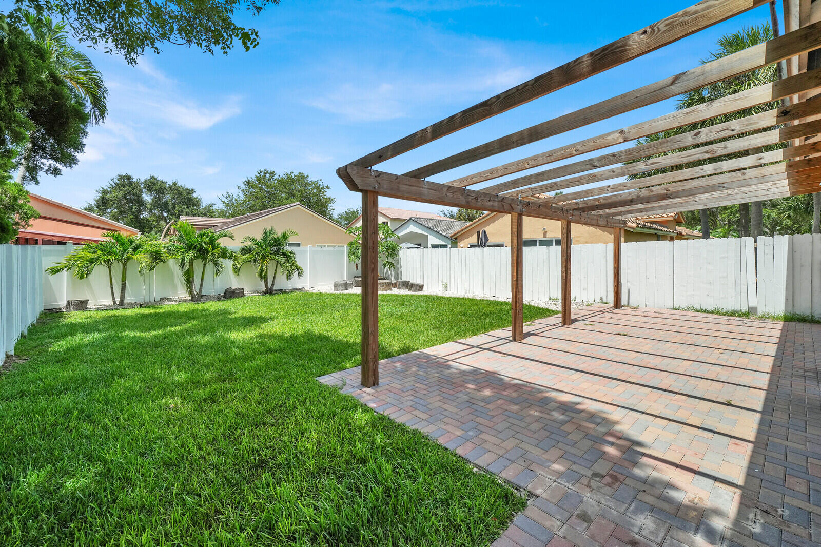 17021 Nw 10th Street Property Photo 33