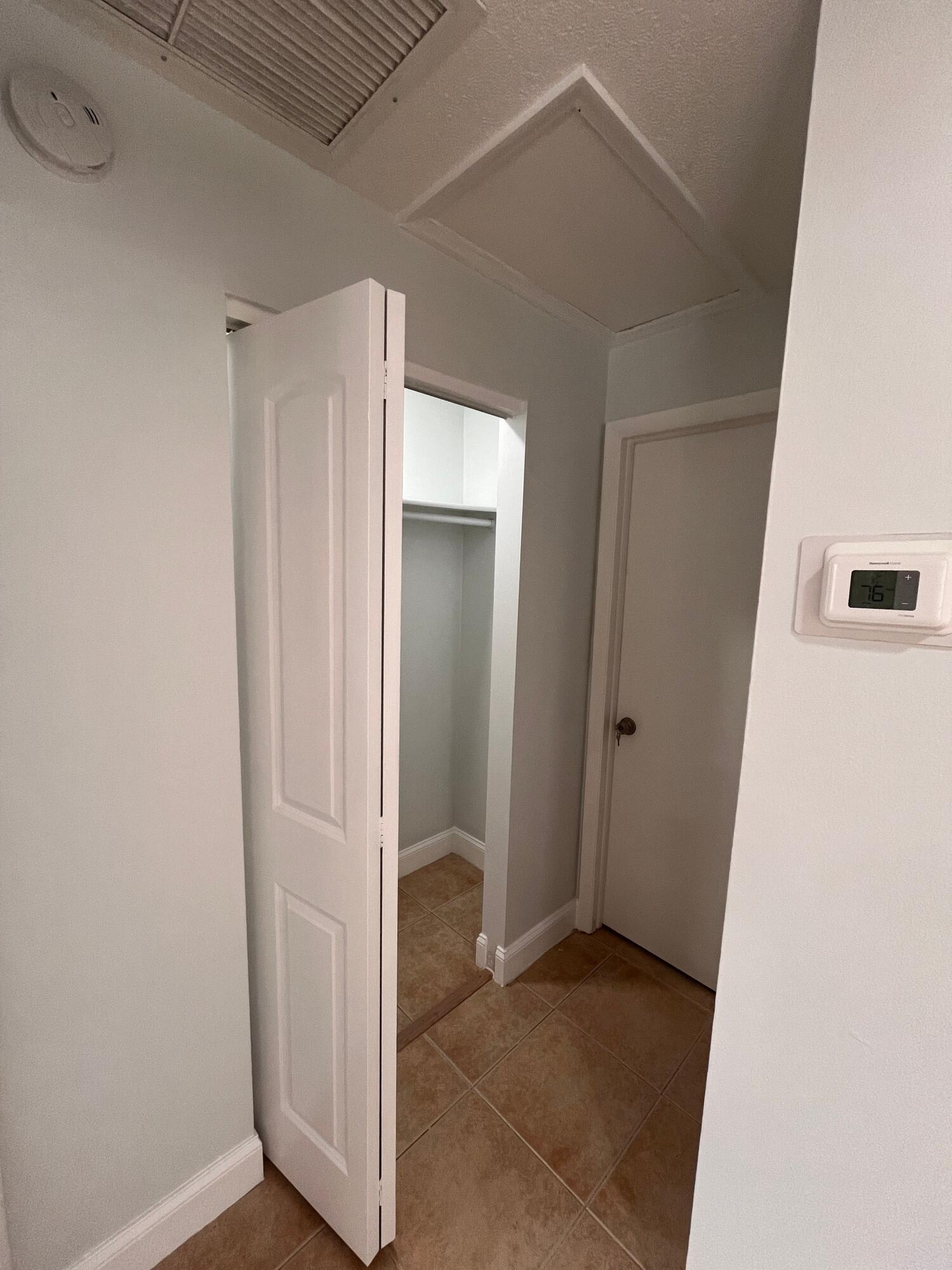 522 46th Street Property Photo 4