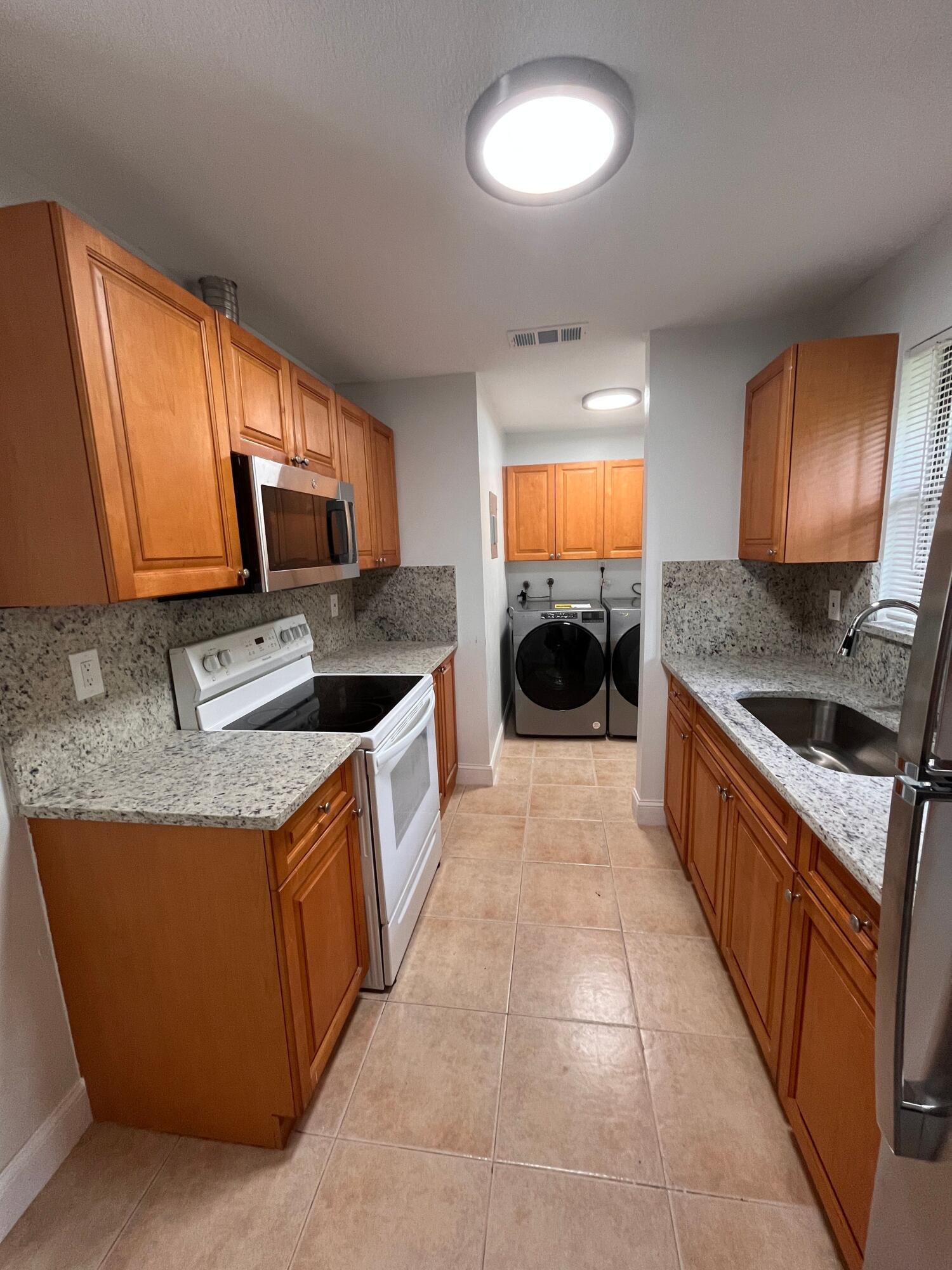 522 46th Street Property Photo 18