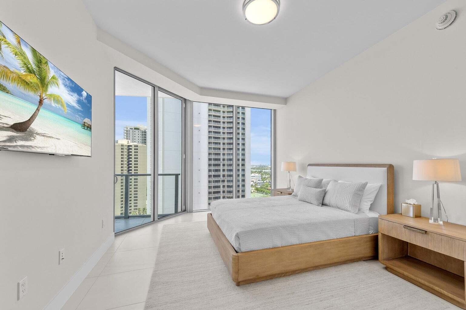 3100 N Ocean Drive H 1504 Property Photo 12