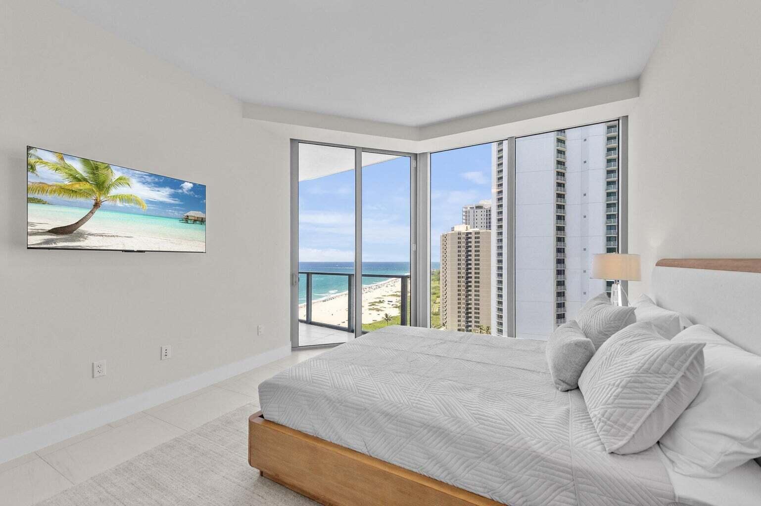 3100 N Ocean Drive H 1504 Property Photo 14