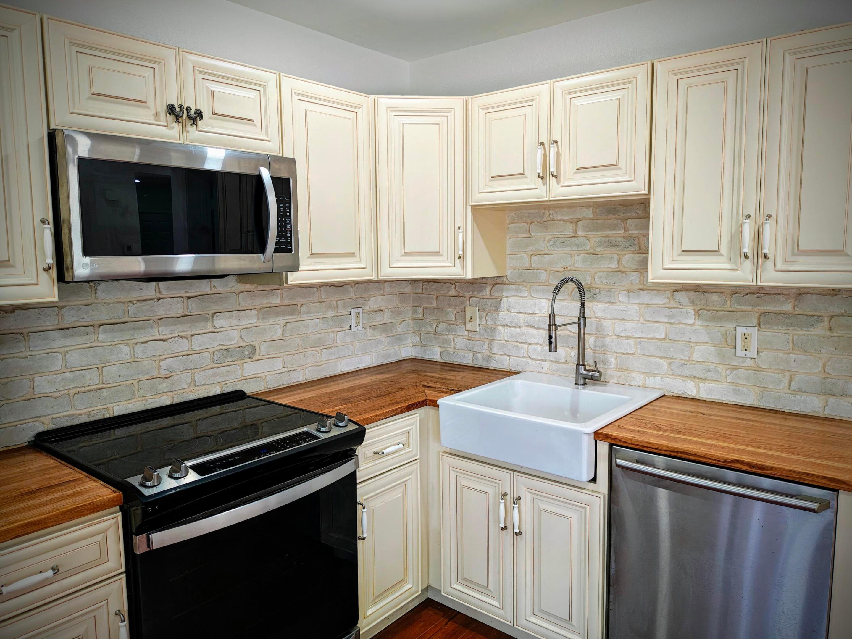 9785 Ridgecreek Road Property Photo 16