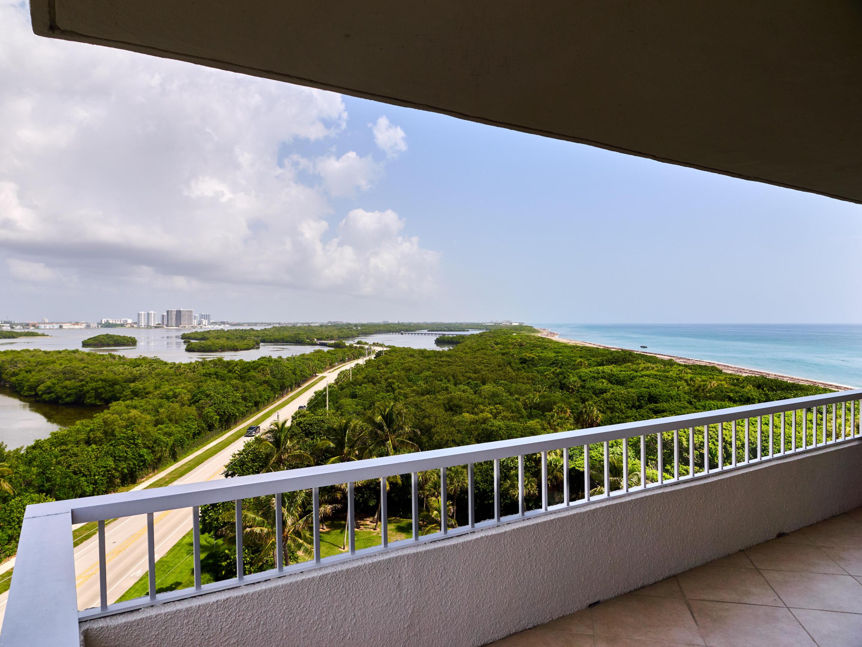 5550 N Ocean Drive 9d Property Photo 12
