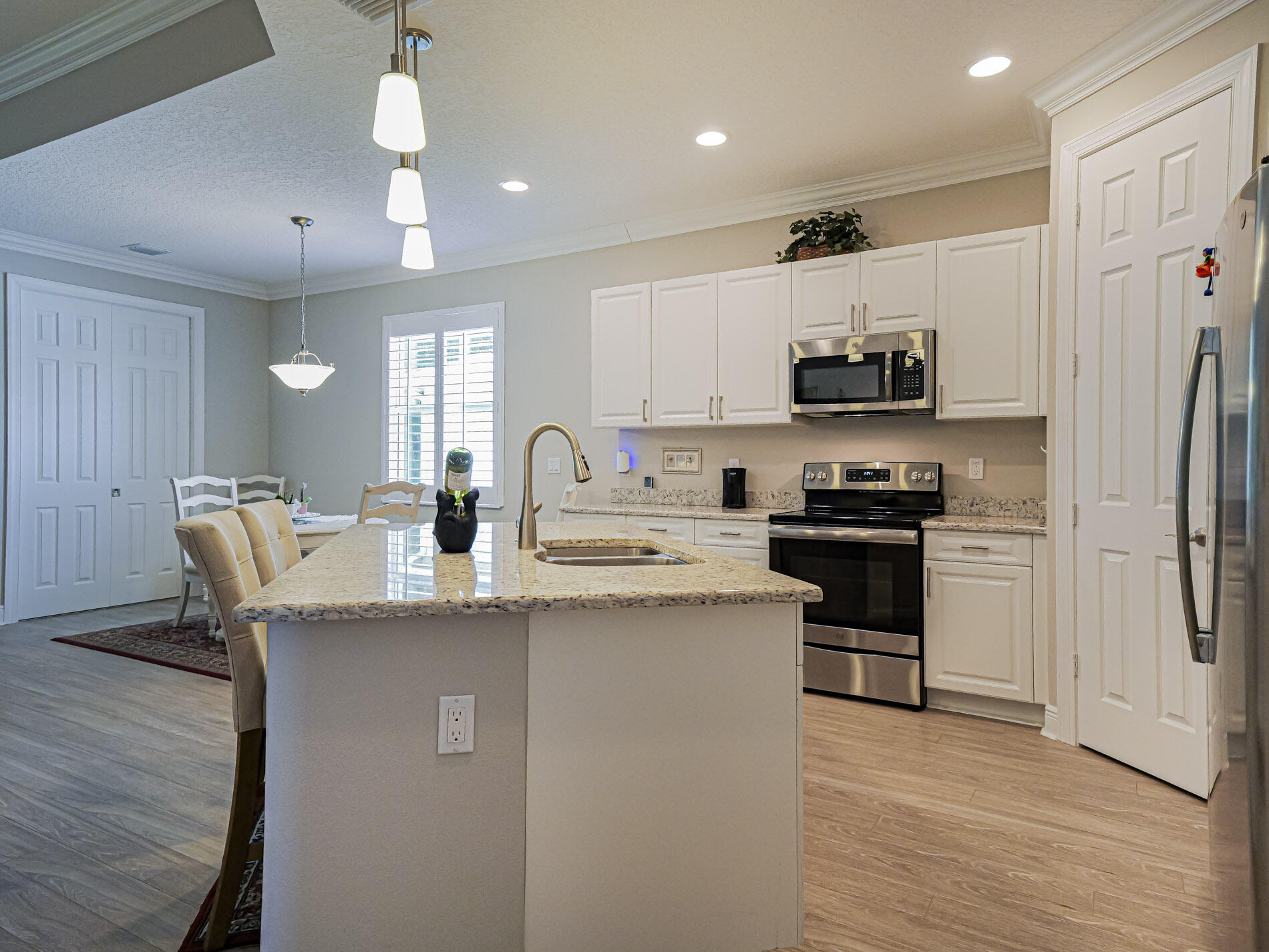 7425 Great Oak Place Property Photo 8