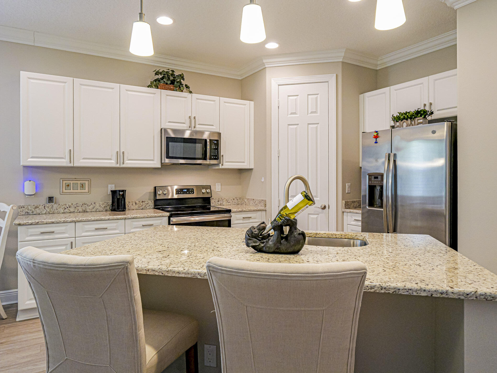 7425 Great Oak Place Property Photo 9