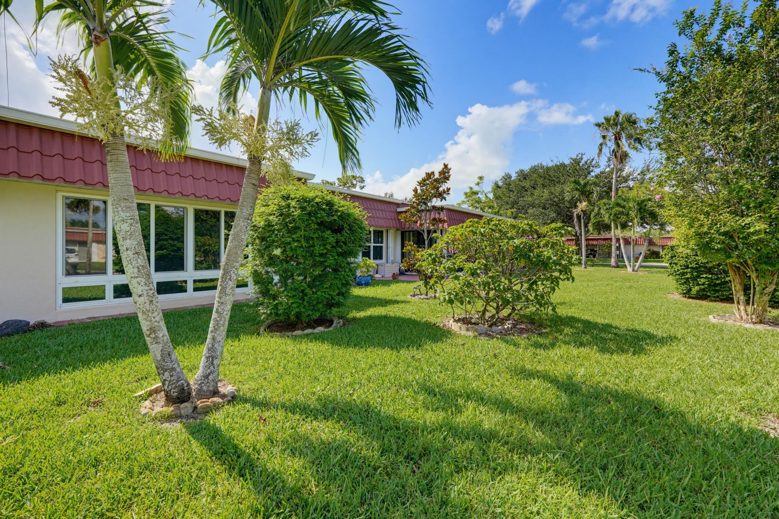 676 Laconia Circle B Property Photo 1