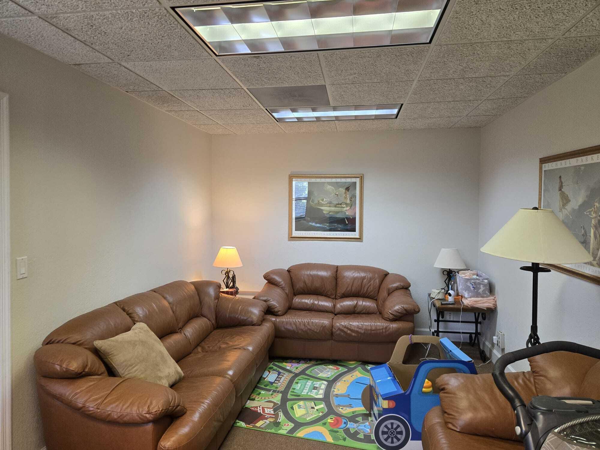 6610 N University Drive H Property Photo 7