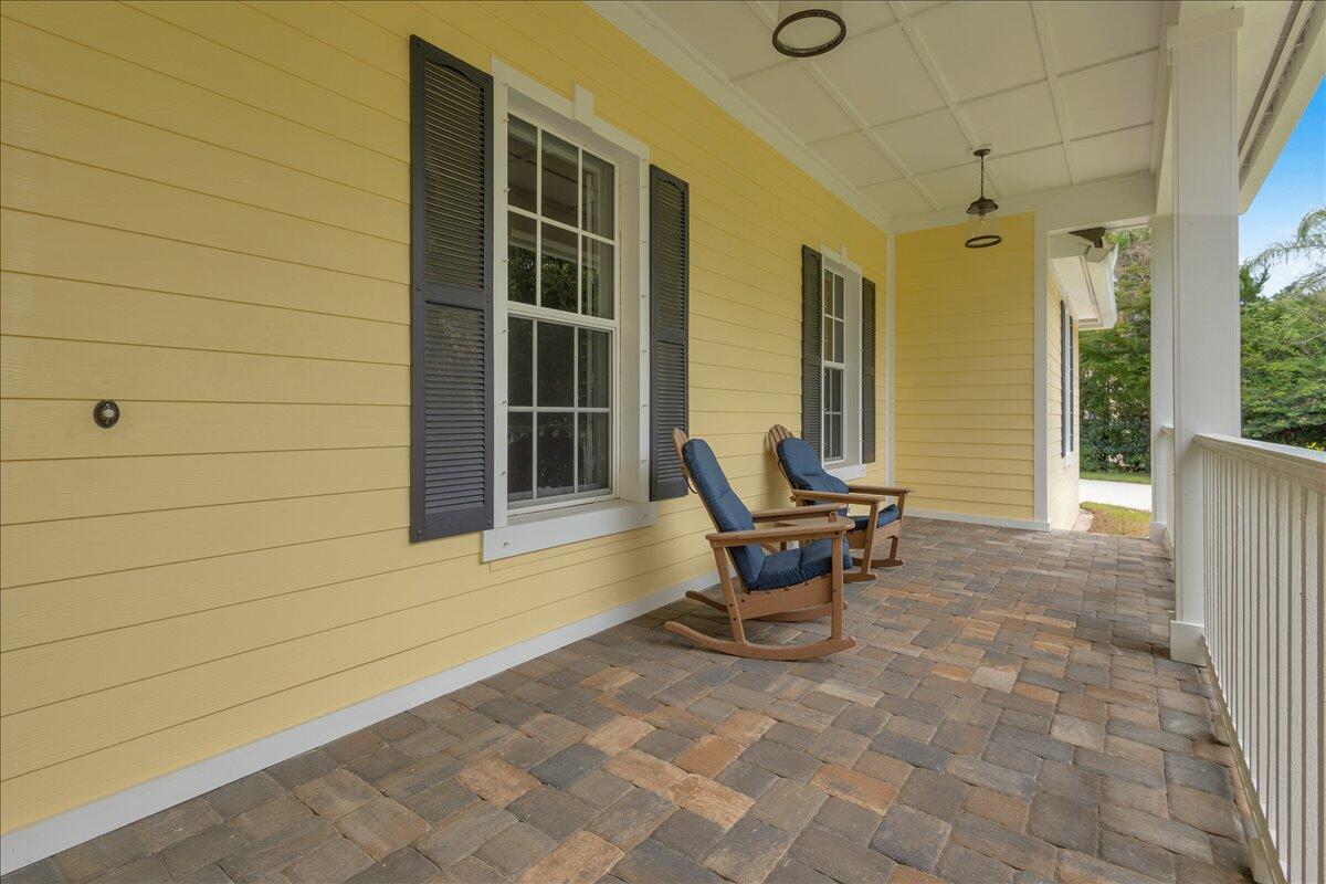 7900 Saddlebrook Drive Property Photo 7
