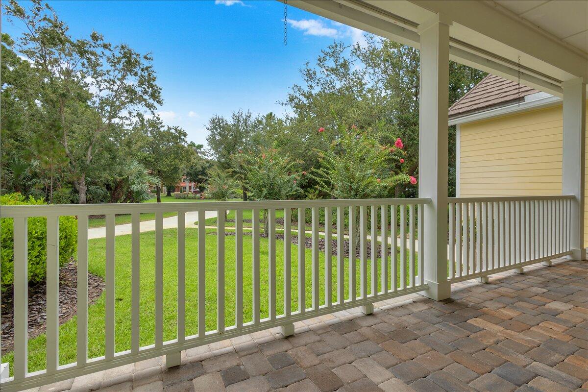 7900 Saddlebrook Drive Property Photo 9