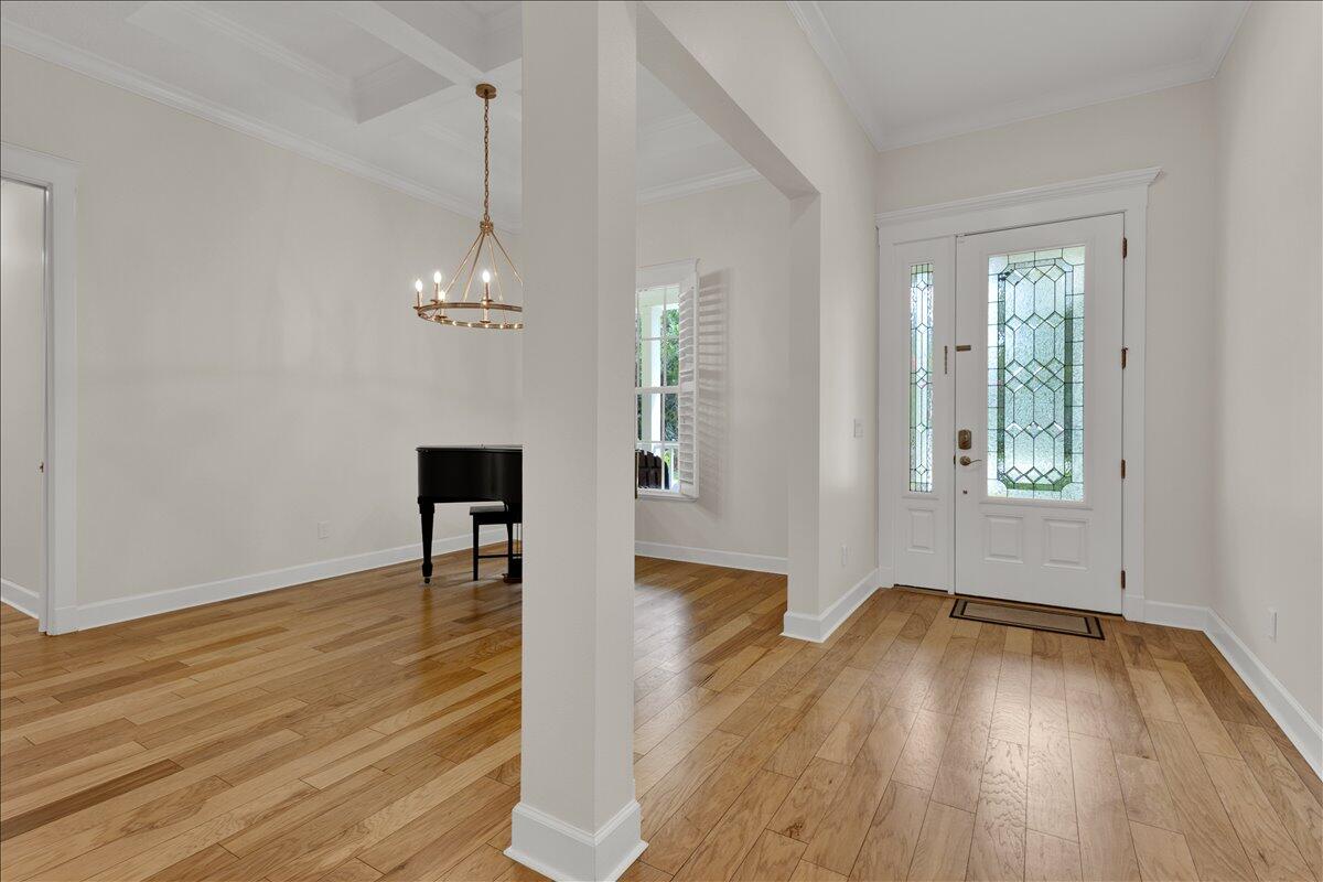 7900 Saddlebrook Drive Property Photo 16