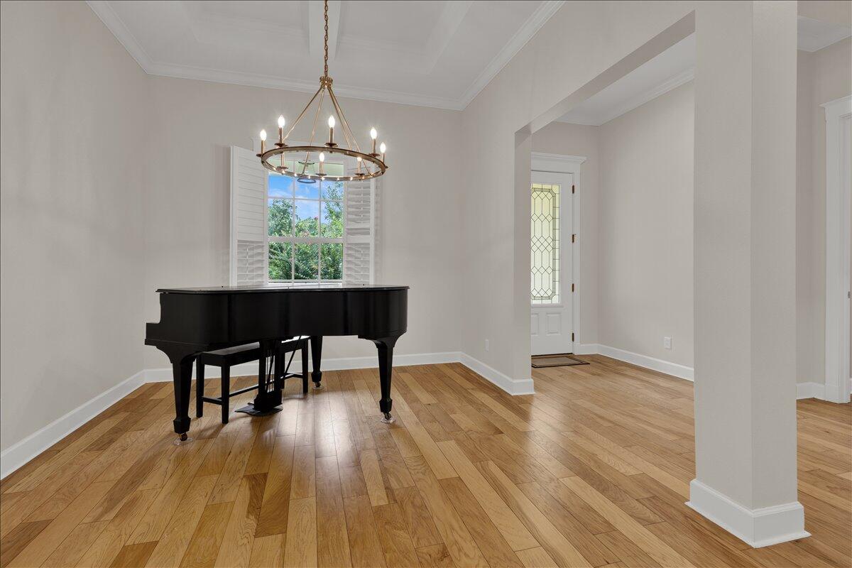 7900 Saddlebrook Drive Property Photo 17