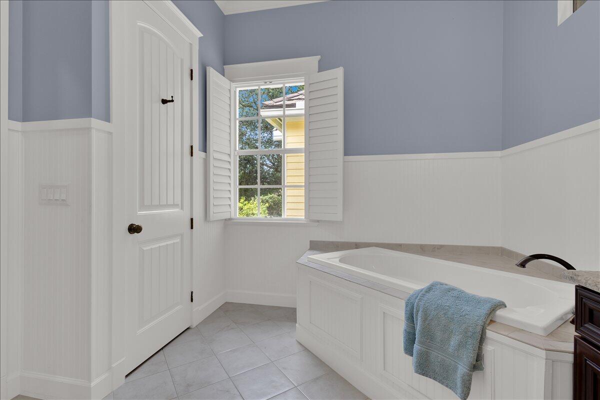 7900 Saddlebrook Drive Property Photo 47