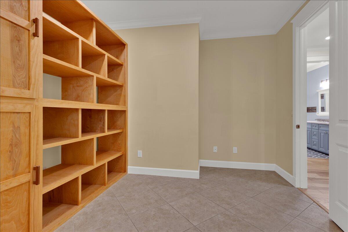 7900 Saddlebrook Drive Property Photo 82