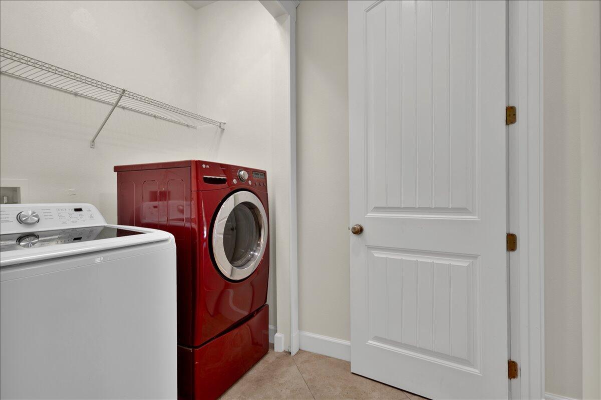 7900 Saddlebrook Drive Property Photo 85