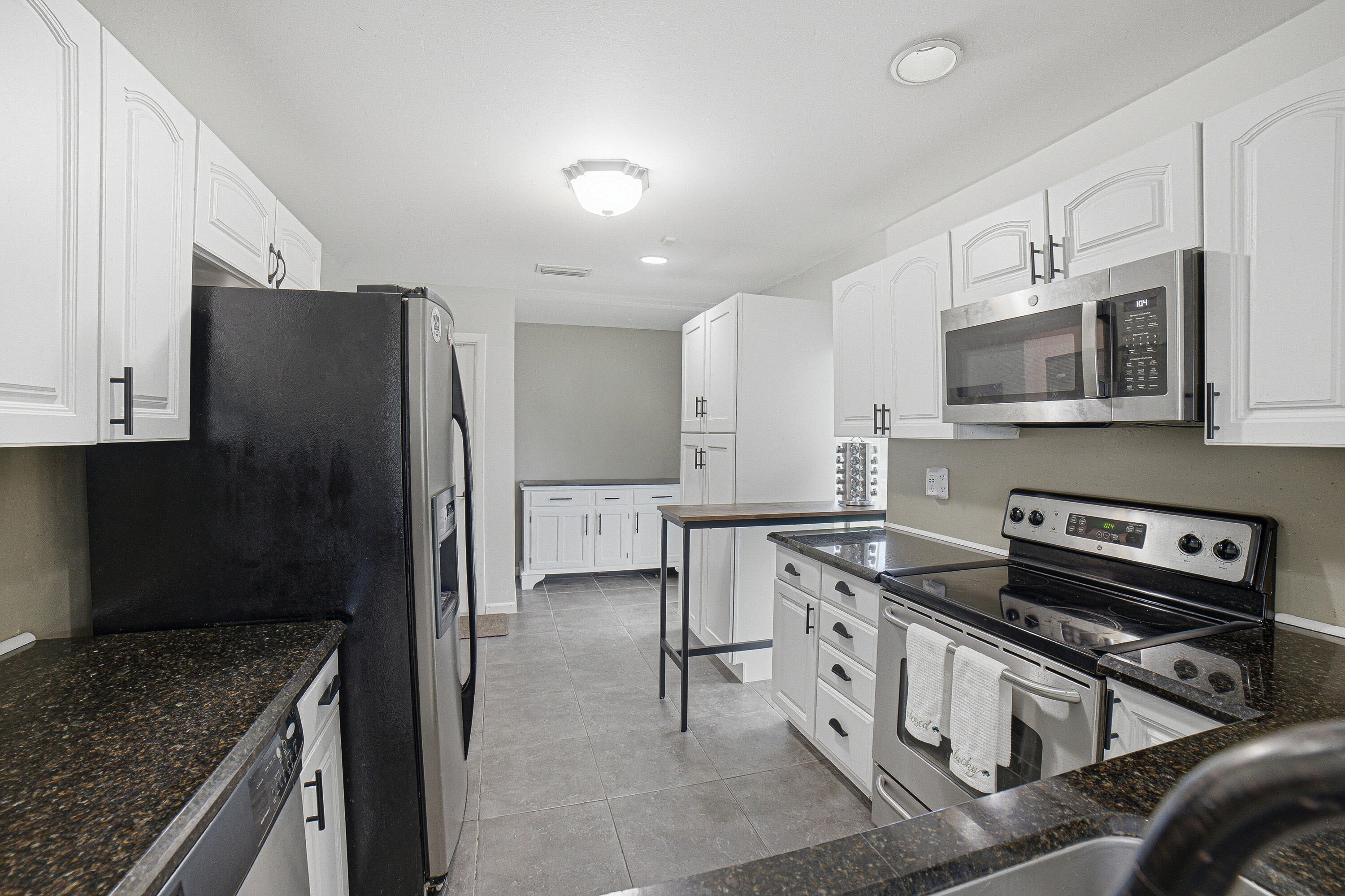 627 Hollows Circle Property Photo 18