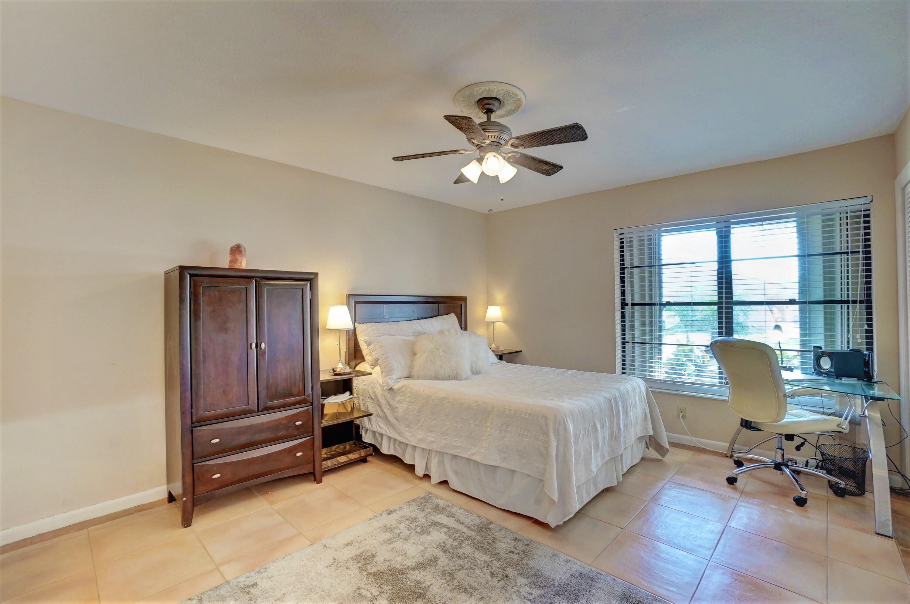 627 Hollows Circle Property Photo 27