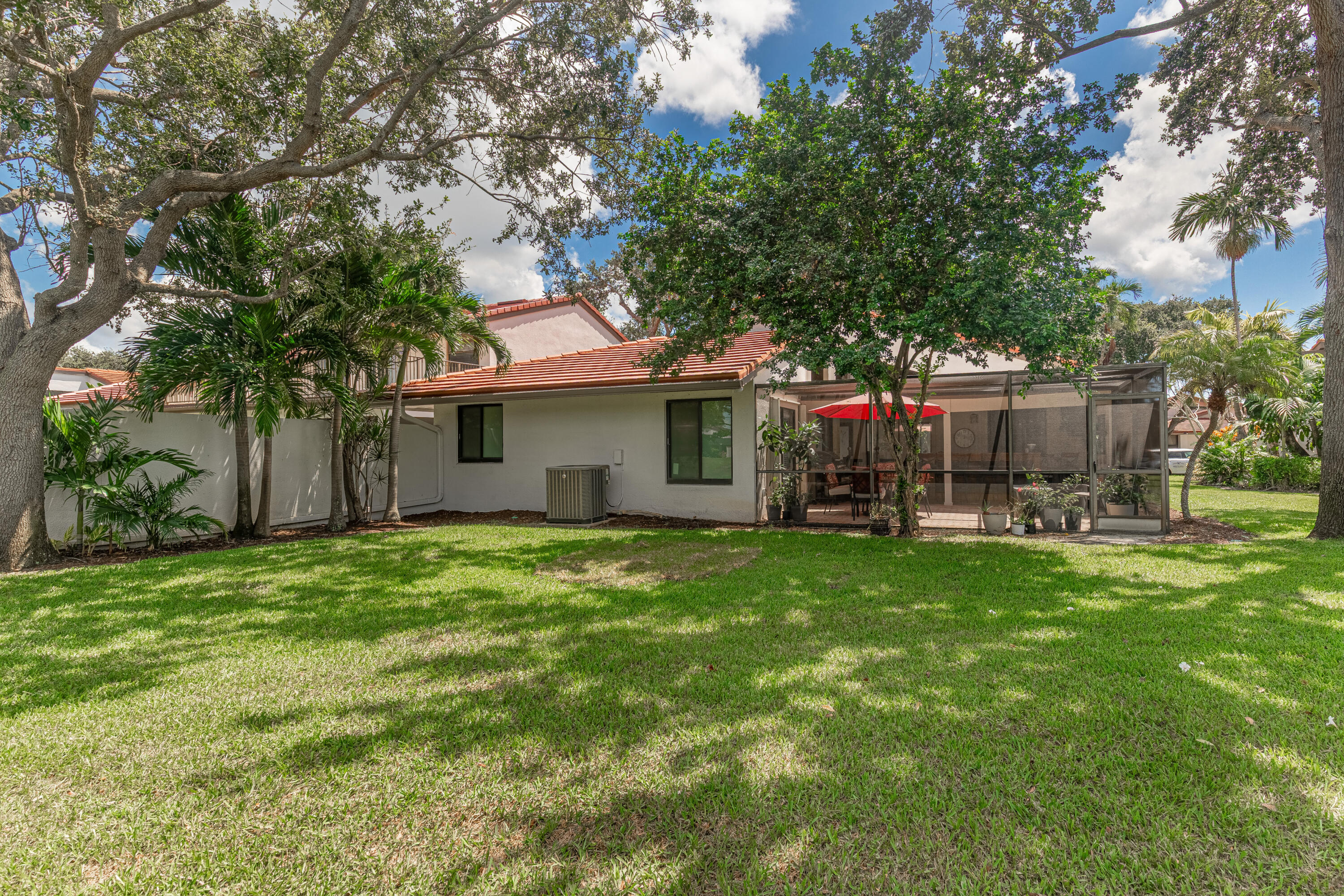 627 Hollows Circle Property Photo 40