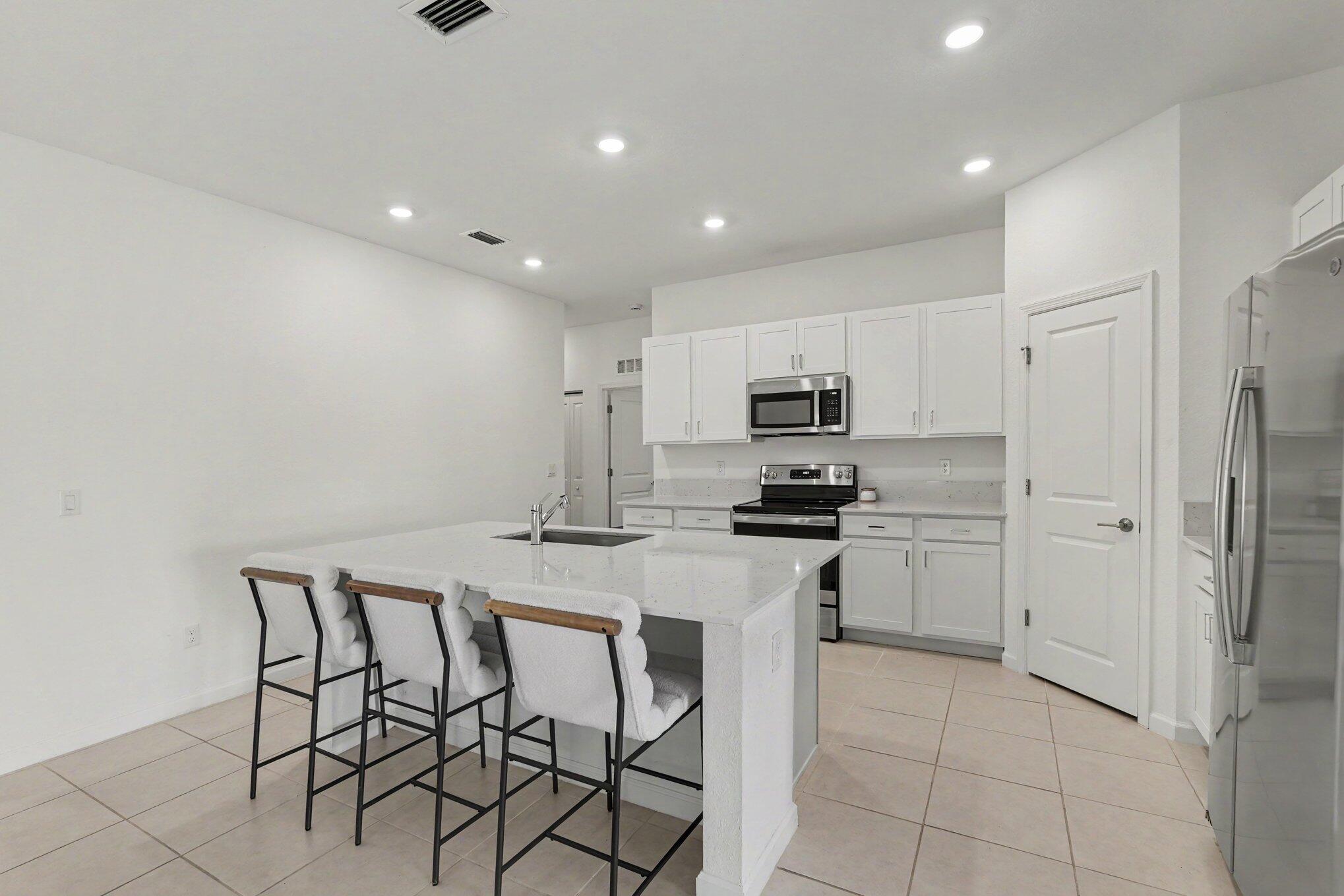 969 Bent Creek Drive Property Photo 14
