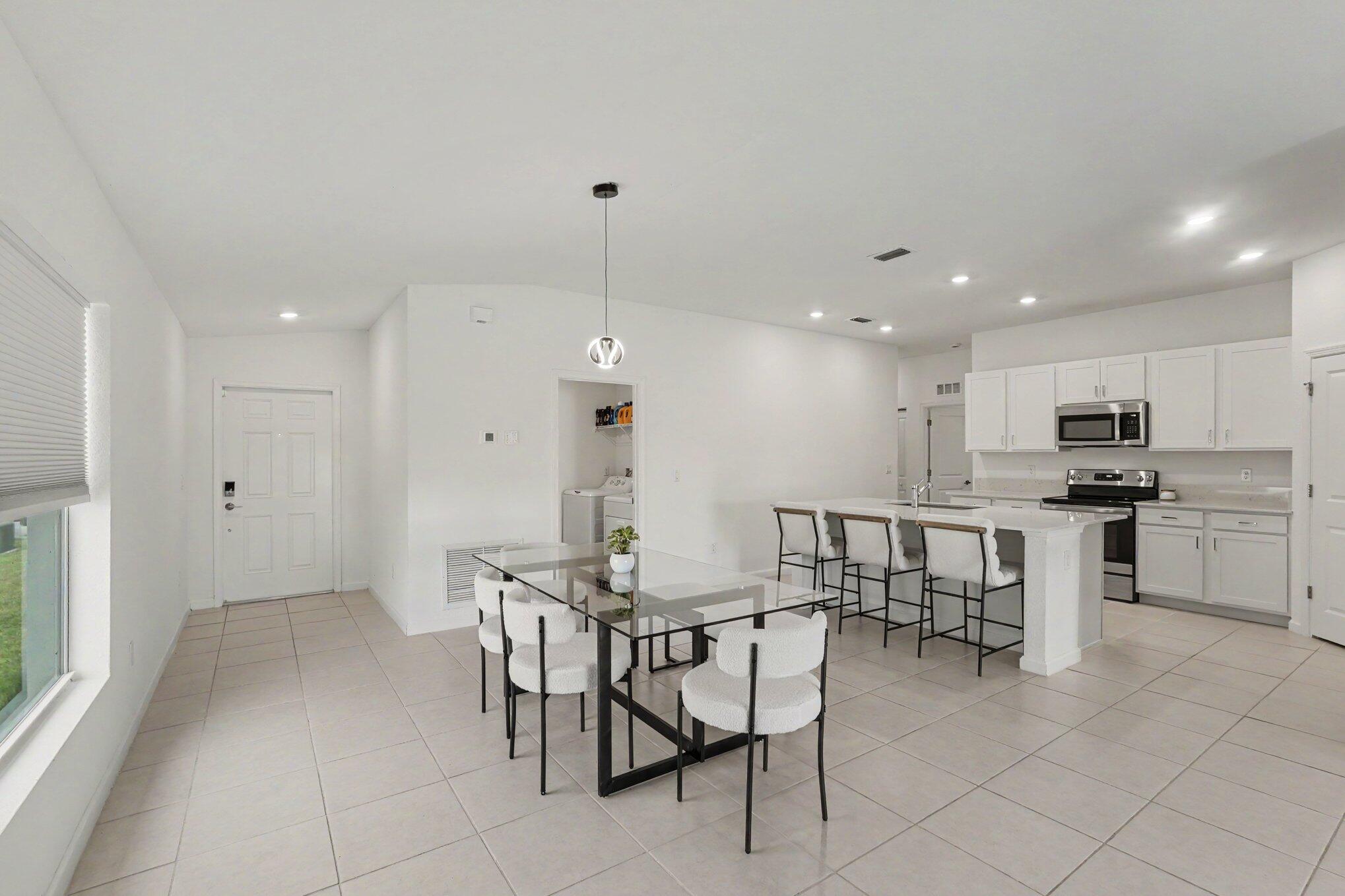 969 Bent Creek Drive Property Photo 16