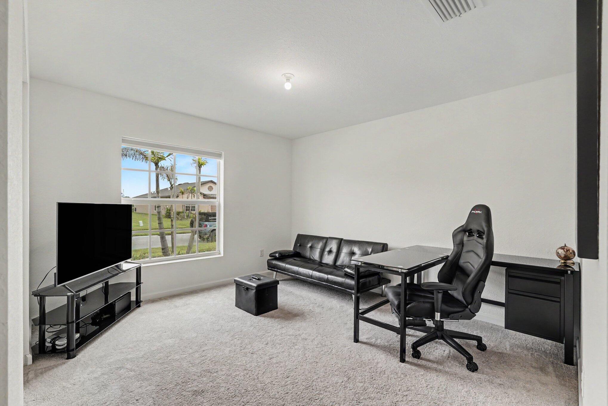 969 Bent Creek Drive Property Photo 17