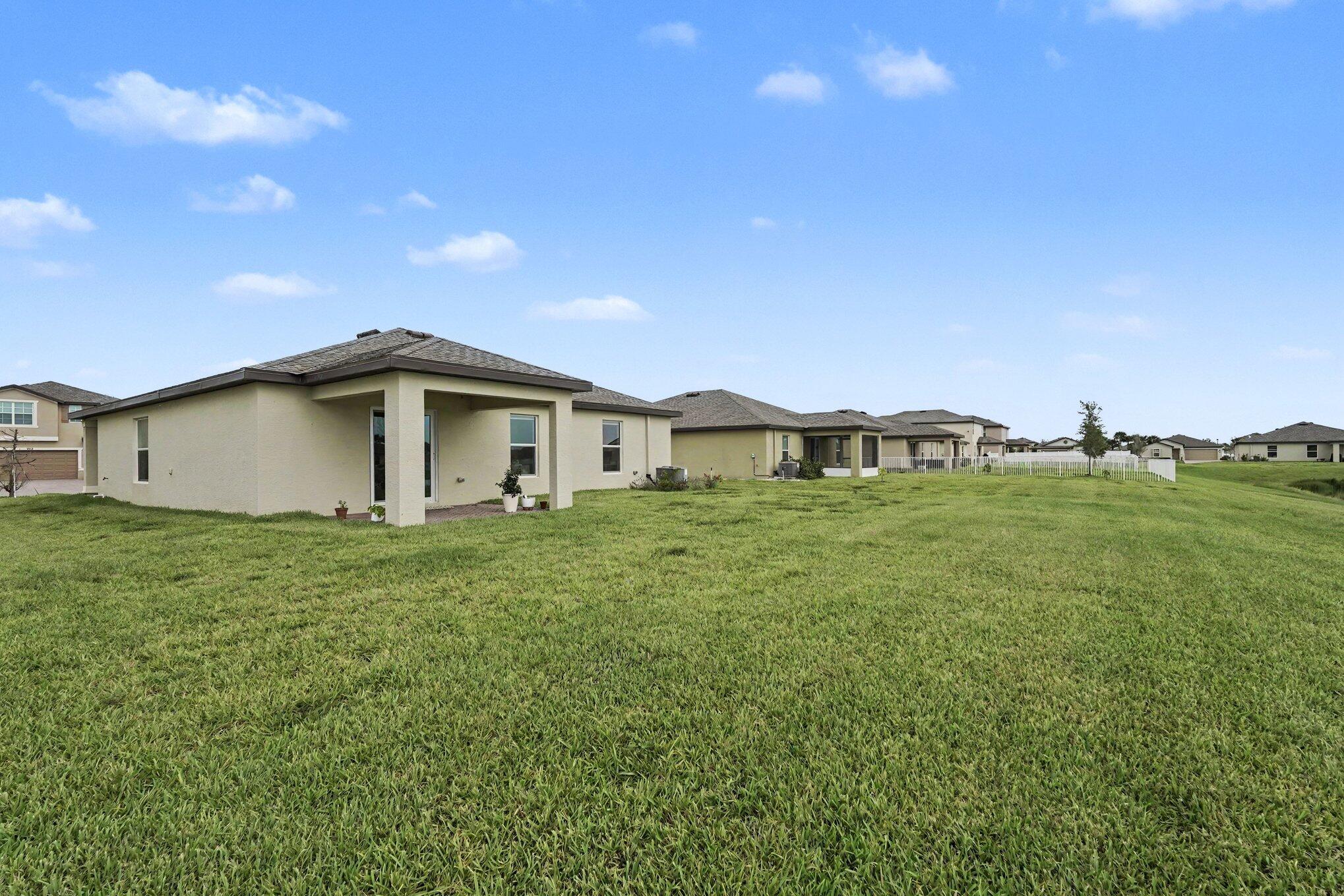969 Bent Creek Drive Property Photo 33