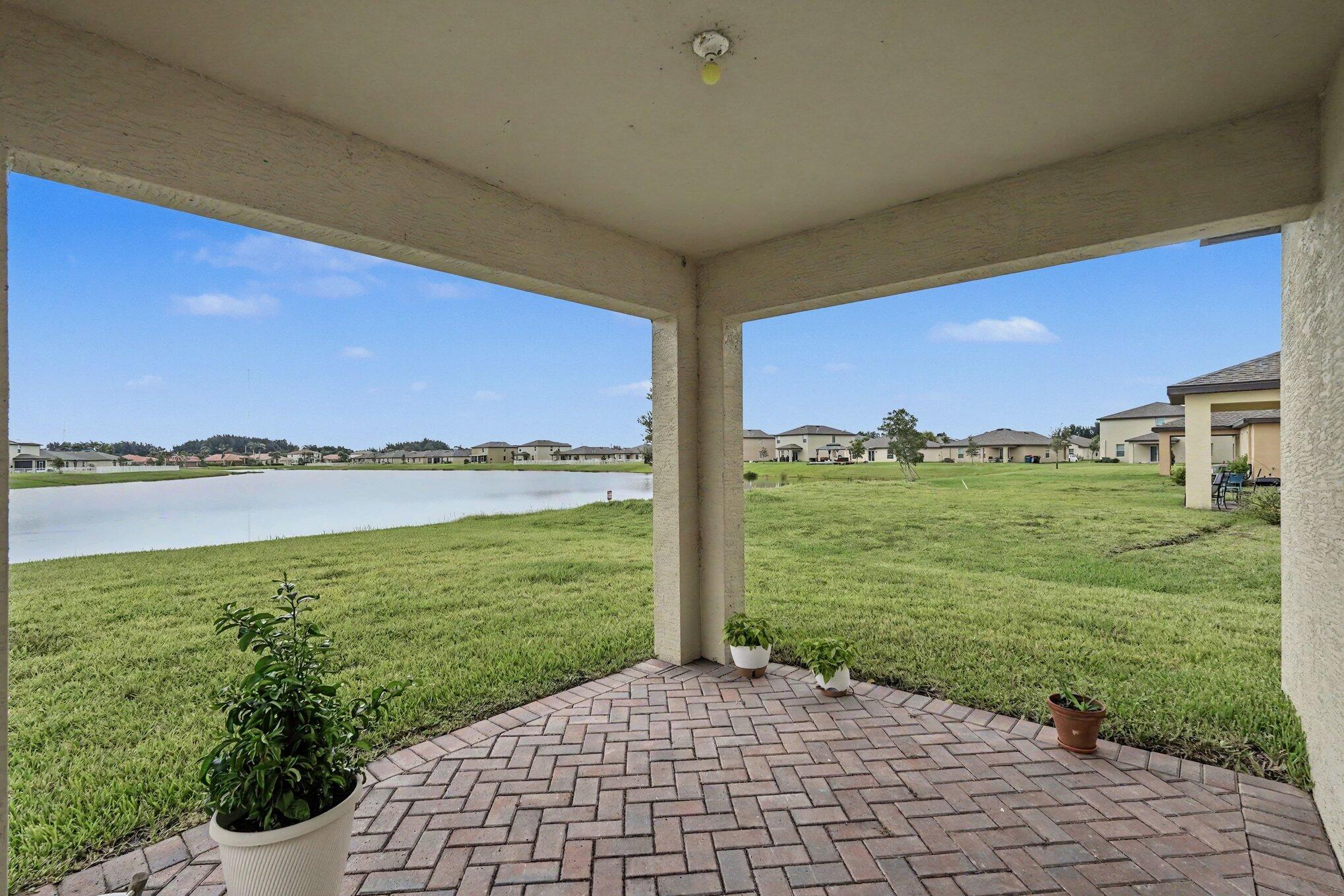 969 Bent Creek Drive Property Photo 37