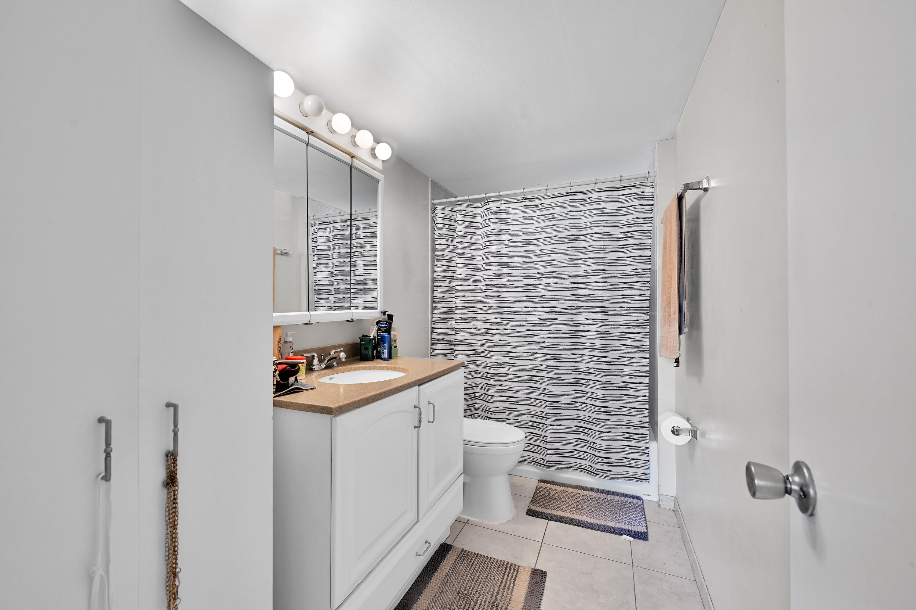 103 Royal Park Drive 2e Property Photo 12