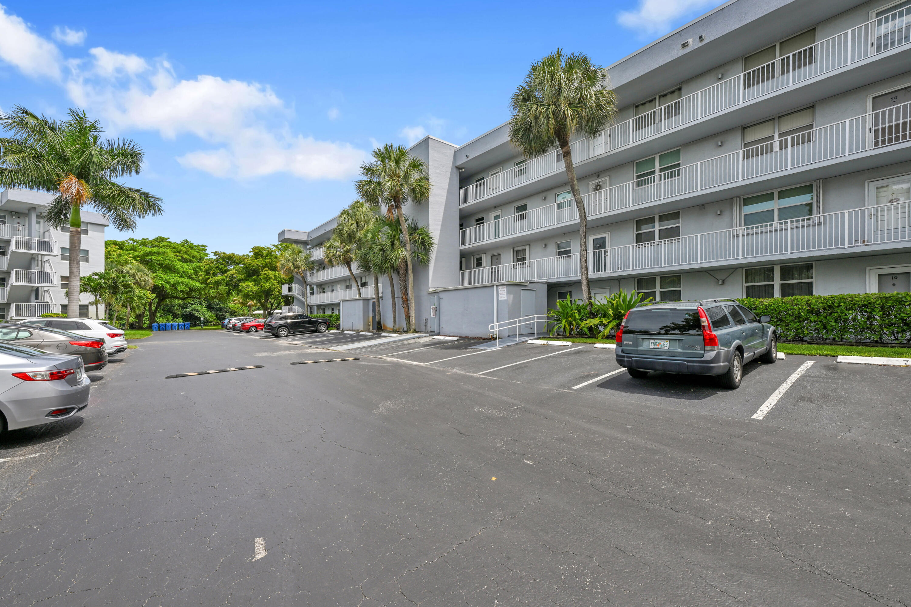103 Royal Park Drive 2e Property Photo 14