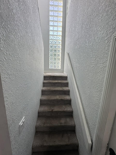 5090 Elmhurst Road C Property Photo 7