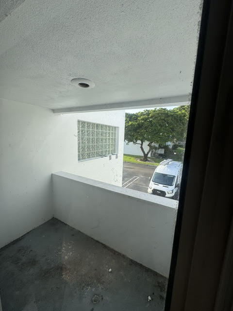 5090 Elmhurst Road C Property Photo 10