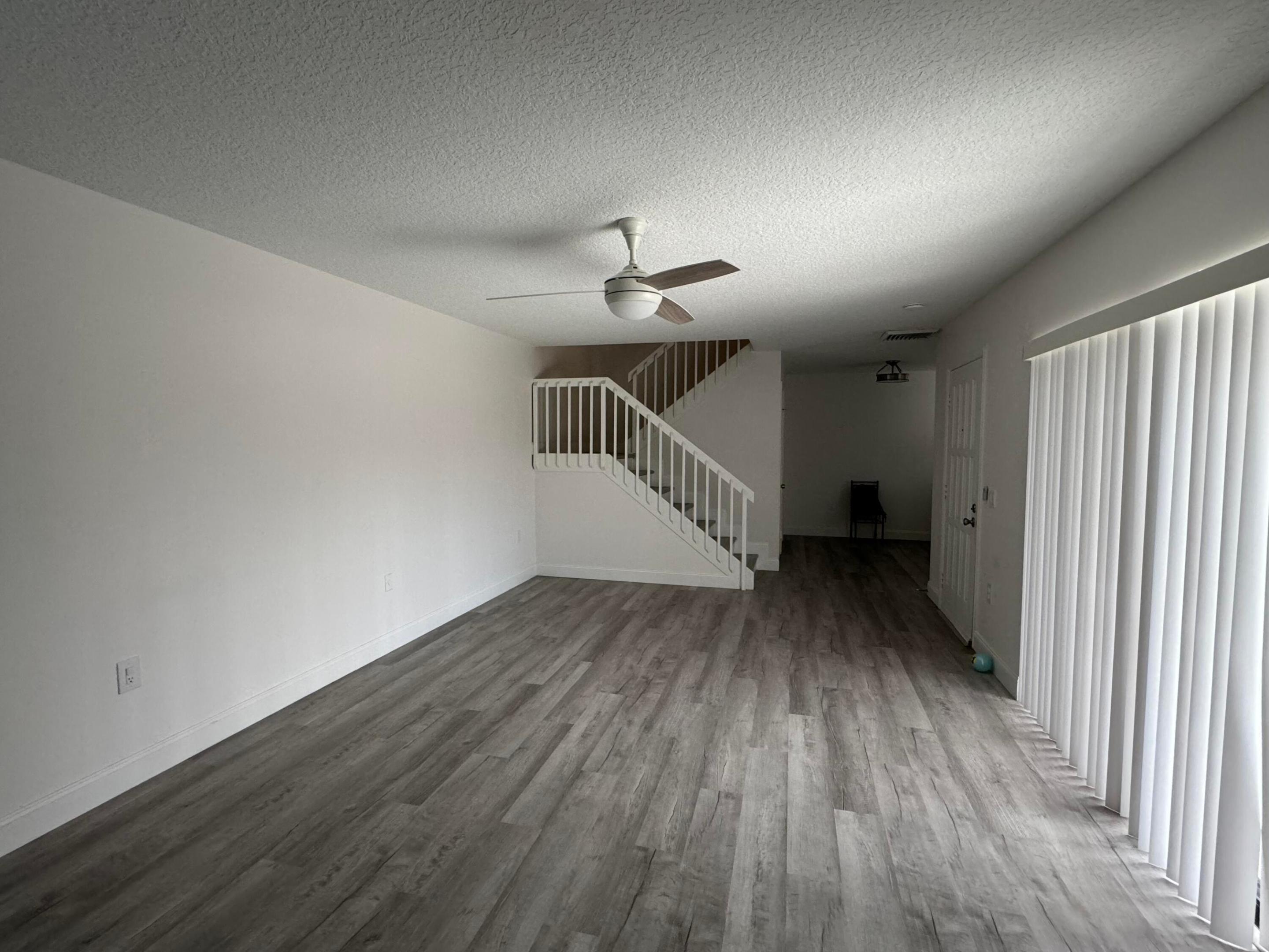 1801 18th Way Property Photo 5