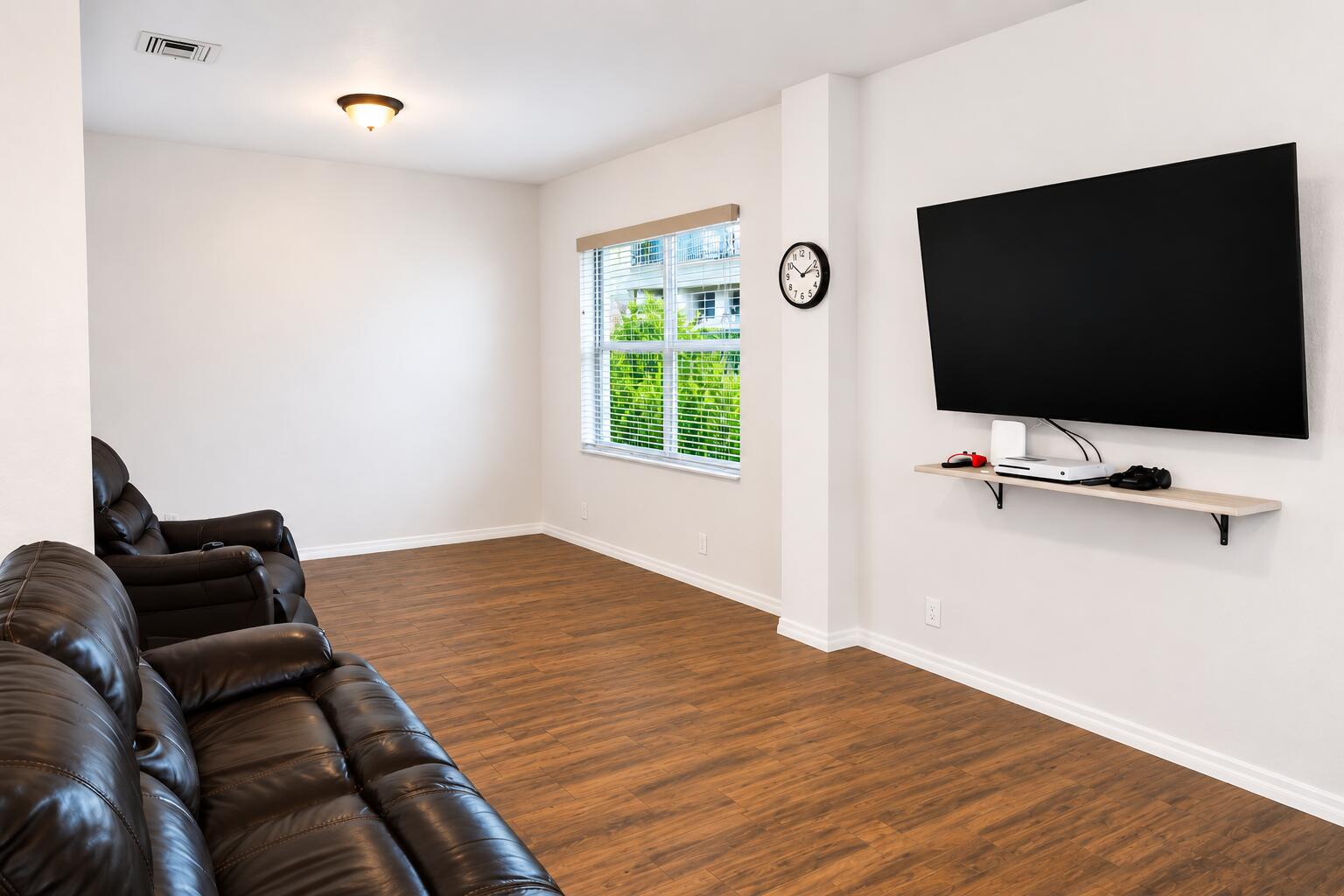 609 Sw 167th Way Property Photo 6