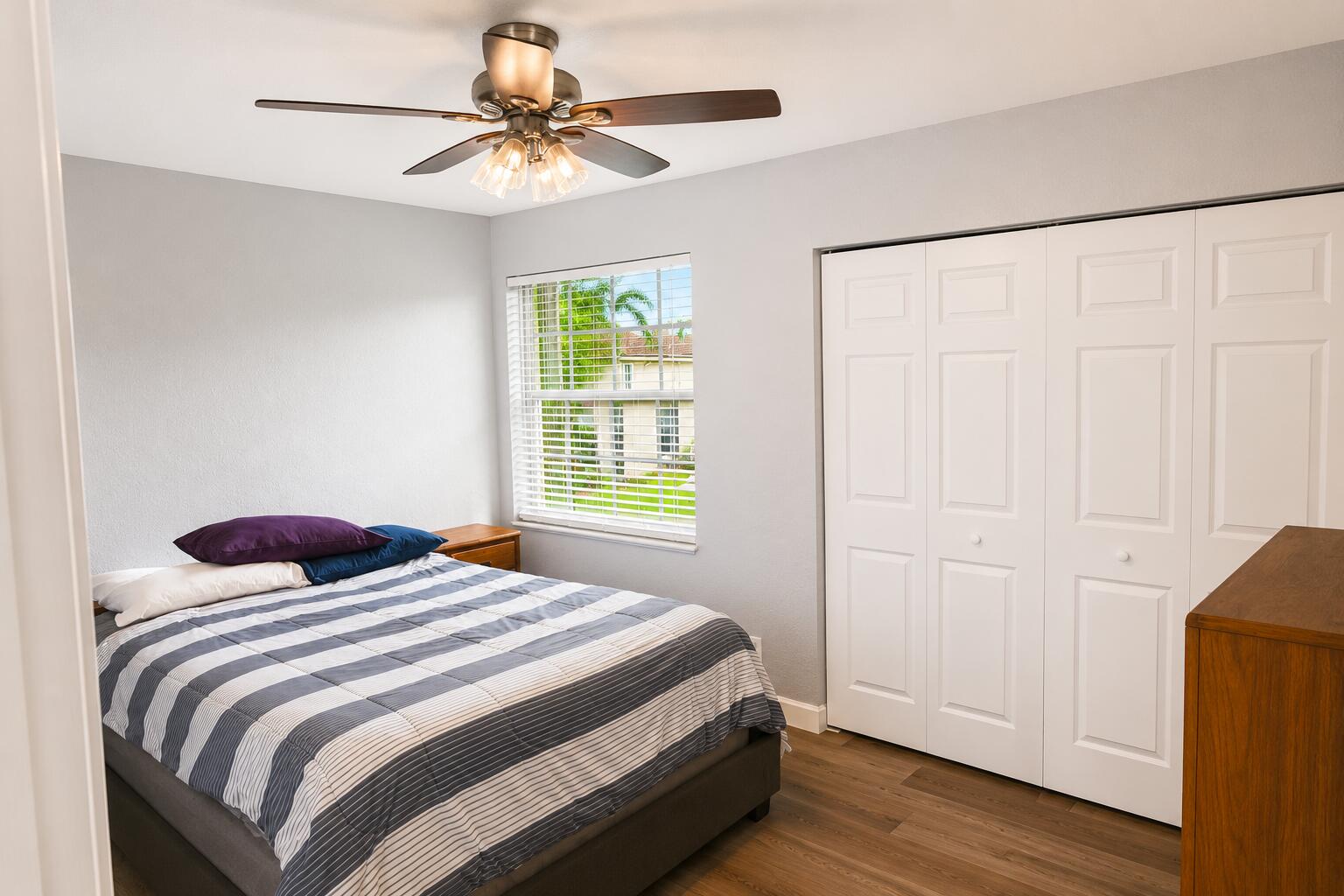 609 Sw 167th Way Property Photo 16