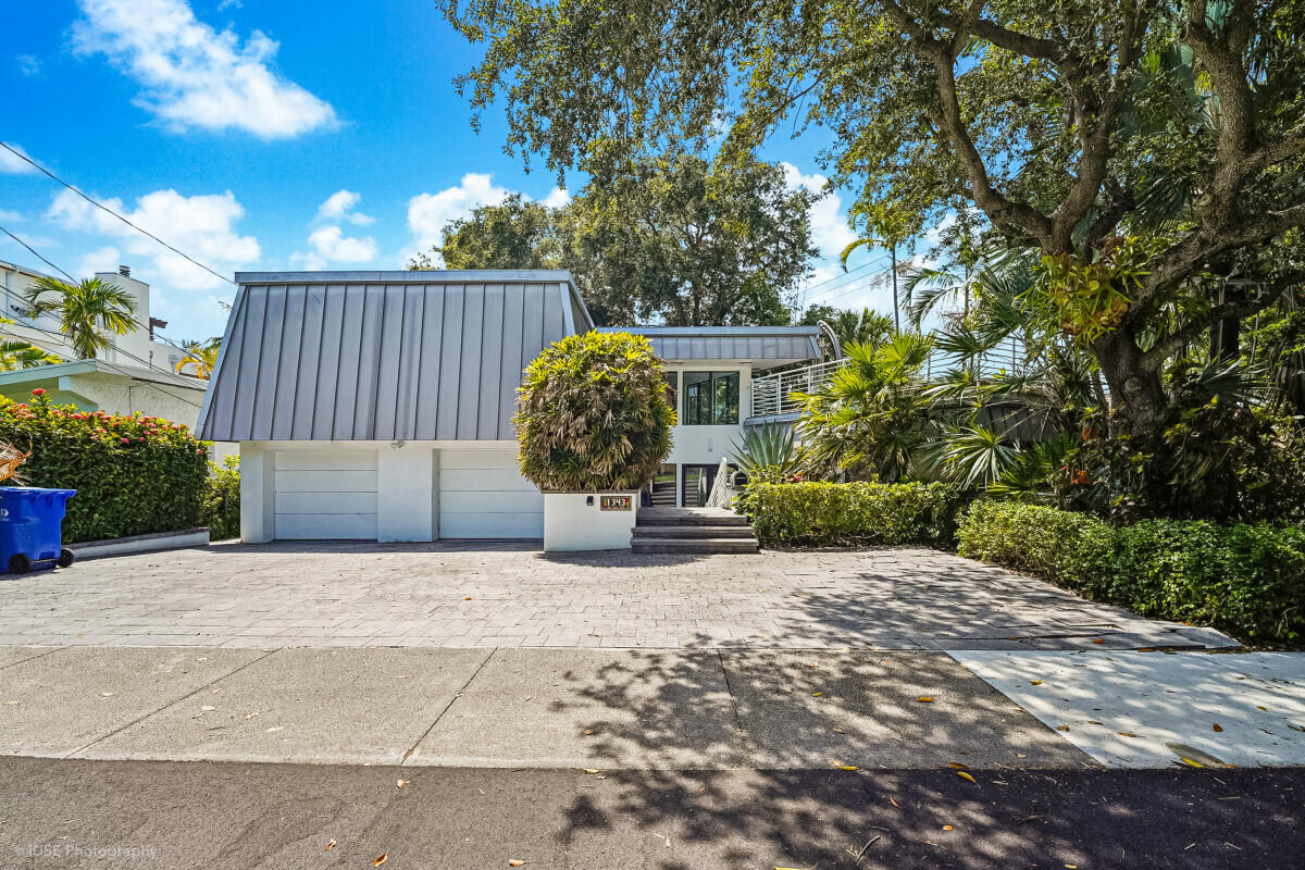 1343 Ponce De Leon Drive Property Photo 1