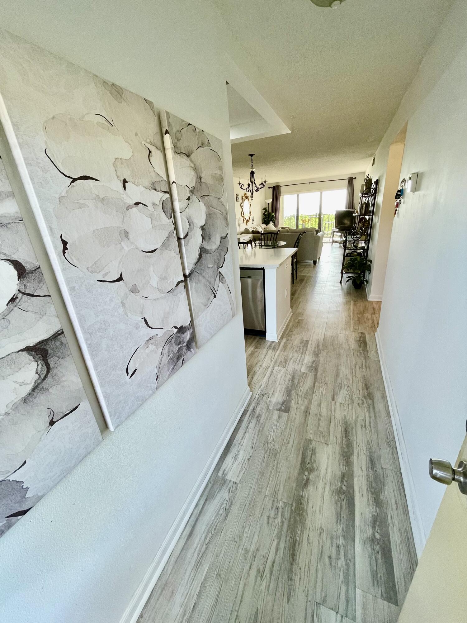 7430 S Ocean Drive 219 Property Photo 2