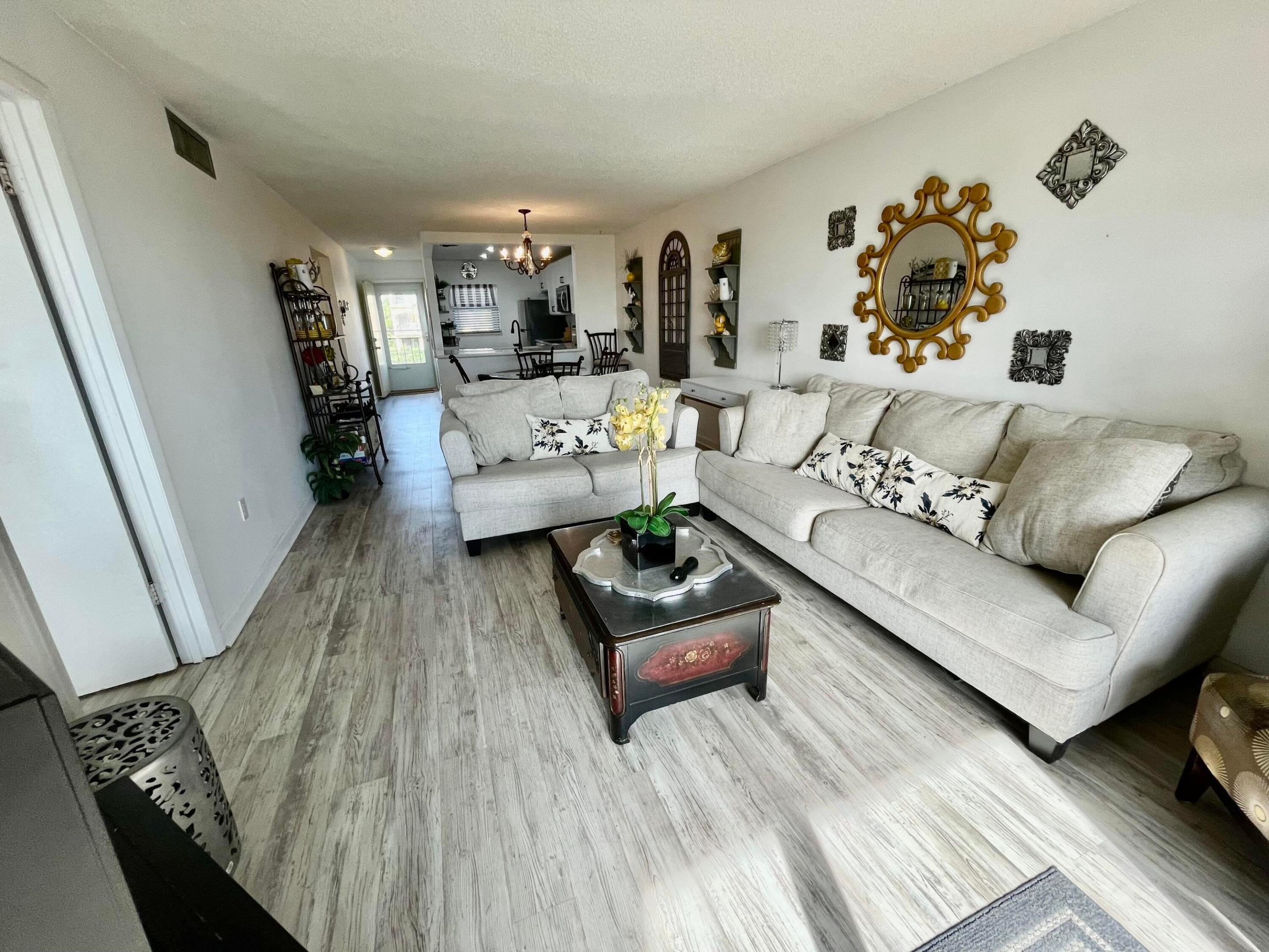7430 S Ocean Drive 219 Property Photo 12